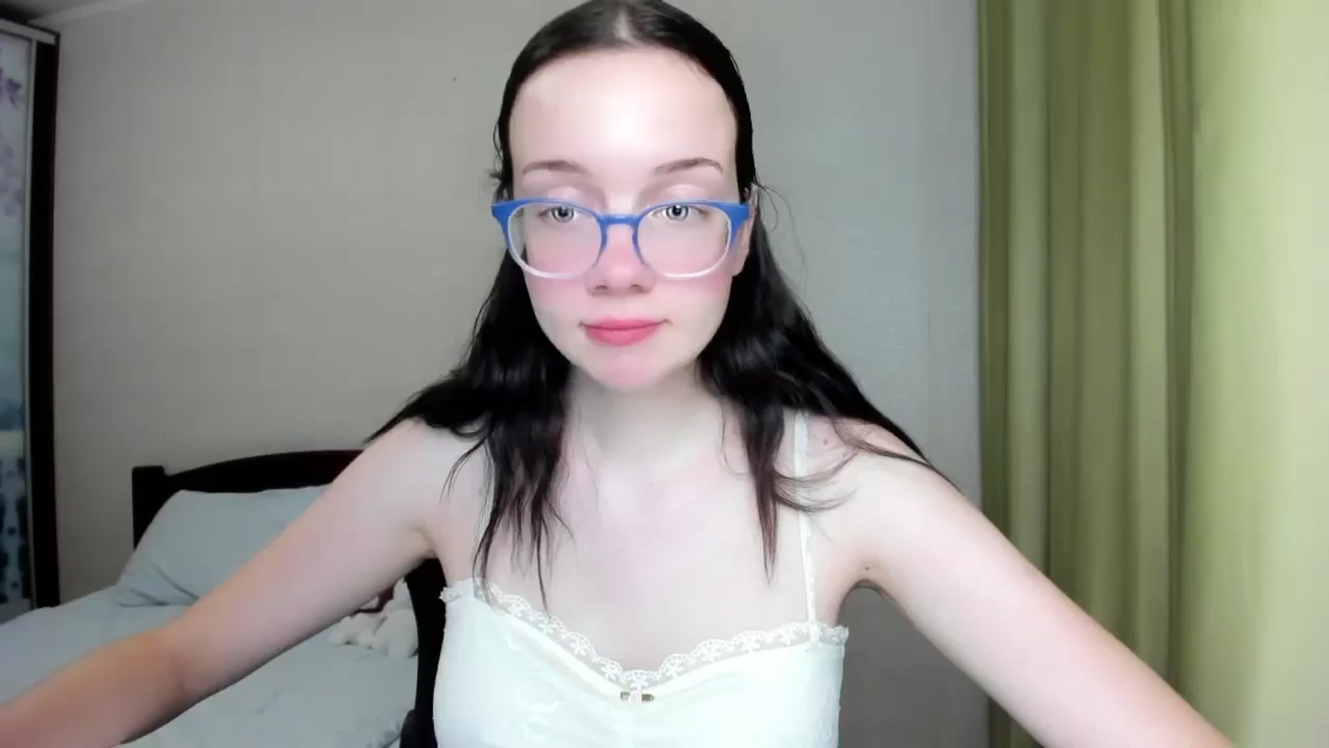Gallery image thumbnail from Baby_Melania's myfreecams stream on, 08/17/2025, 24:00 image 11 of 20