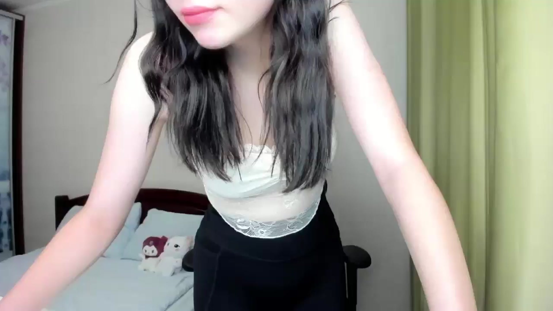 Gallery image thumbnail from Baby_Melania's myfreecams stream on, 08/17/2025, 24:00 image 1 of 20