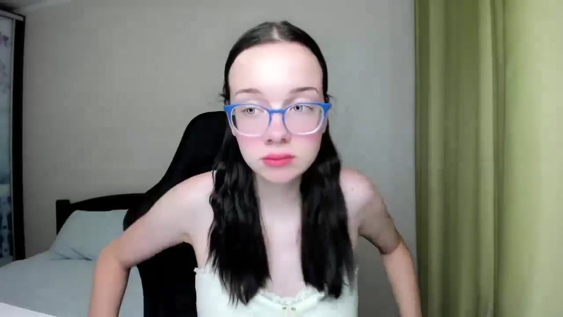 Gallery image thumbnail from Baby_Melania's myfreecams stream on, 08/17/2025, 24:00 image 9 of 20
