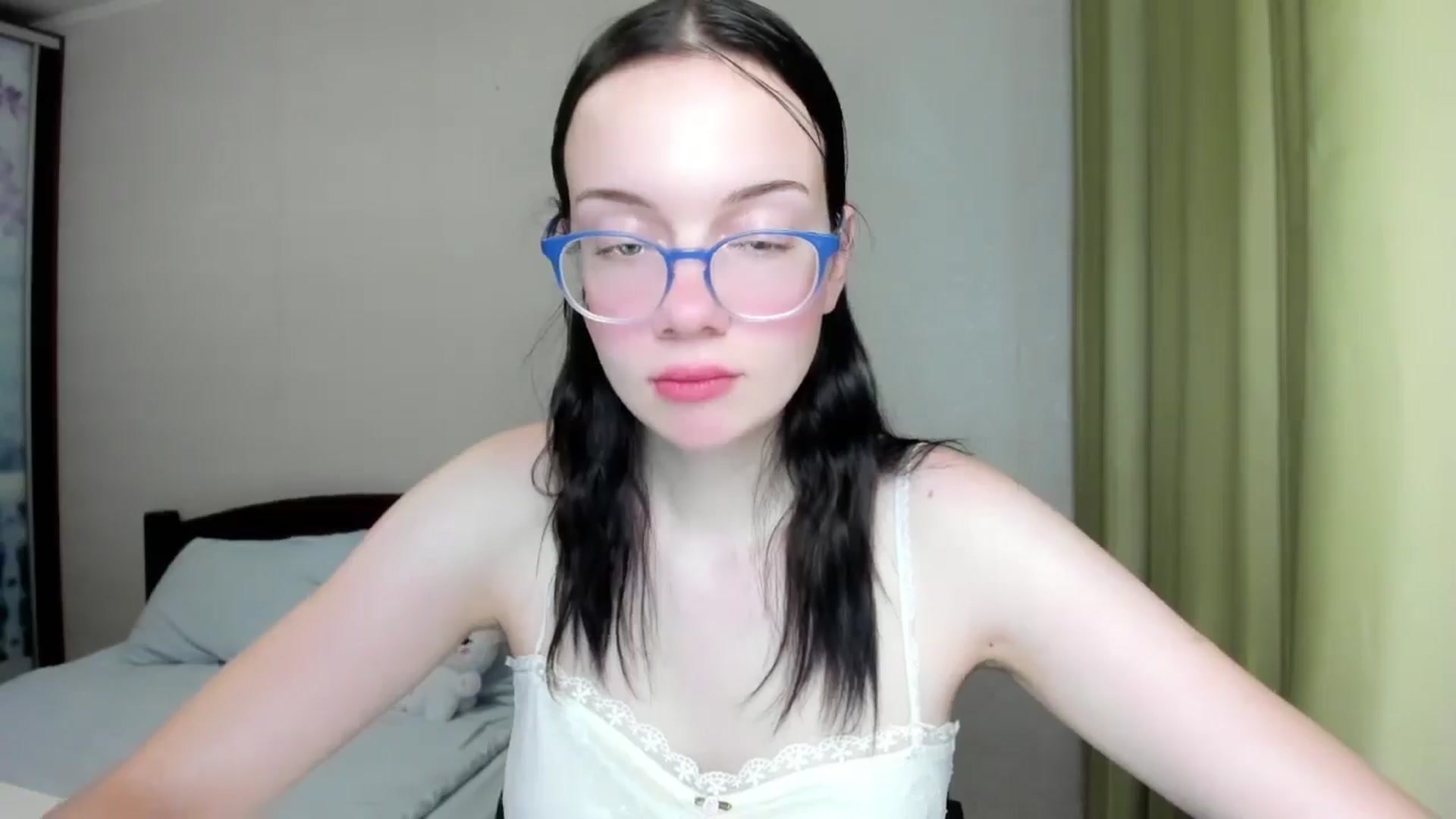Gallery image thumbnail from Baby_Melania's myfreecams stream on, 08/17/2025, 24:00 image 14 of 20
