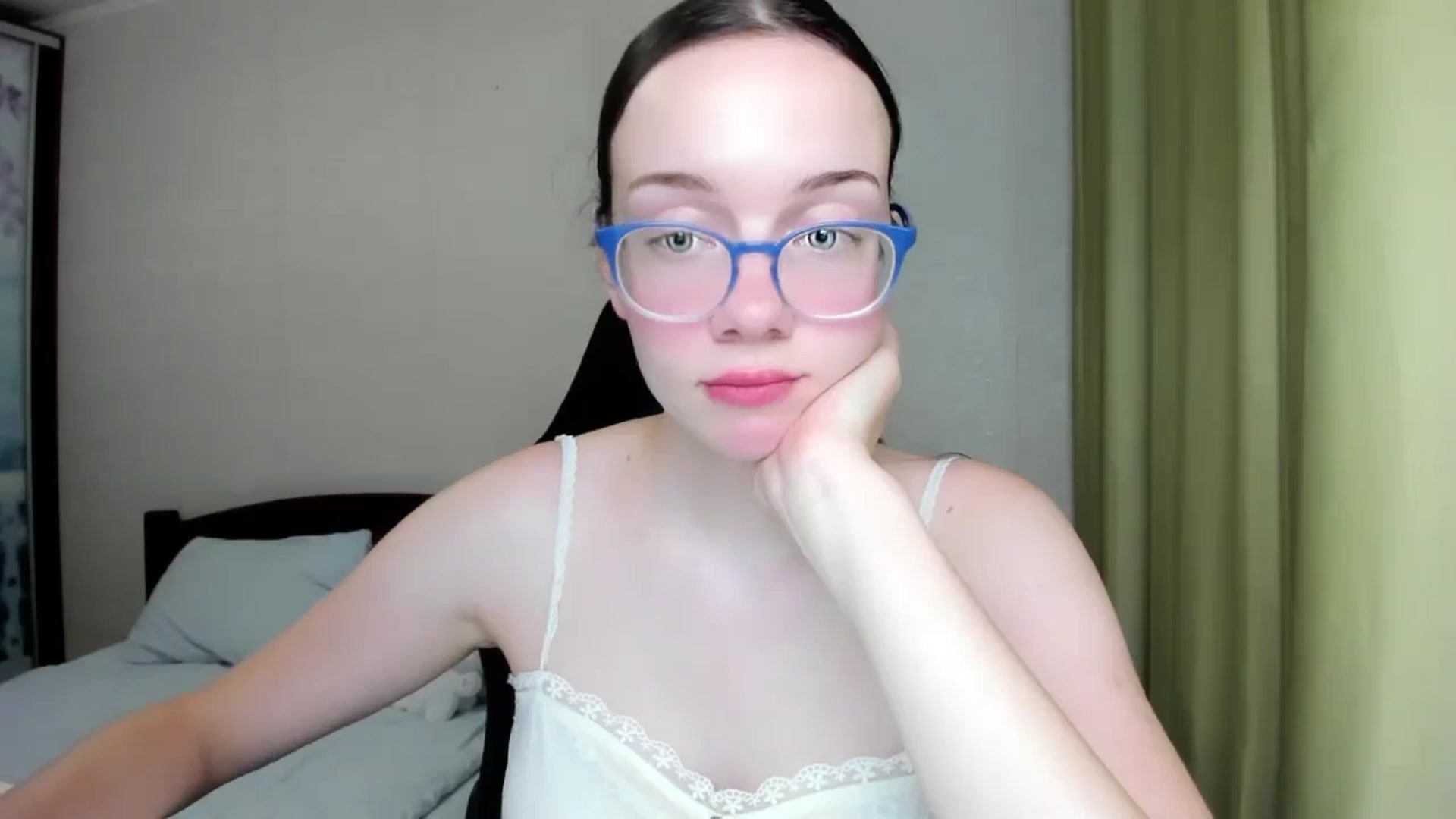 Gallery image thumbnail from Baby_Melania's myfreecams stream on, 08/17/2025, 24:19 image 2 of 20