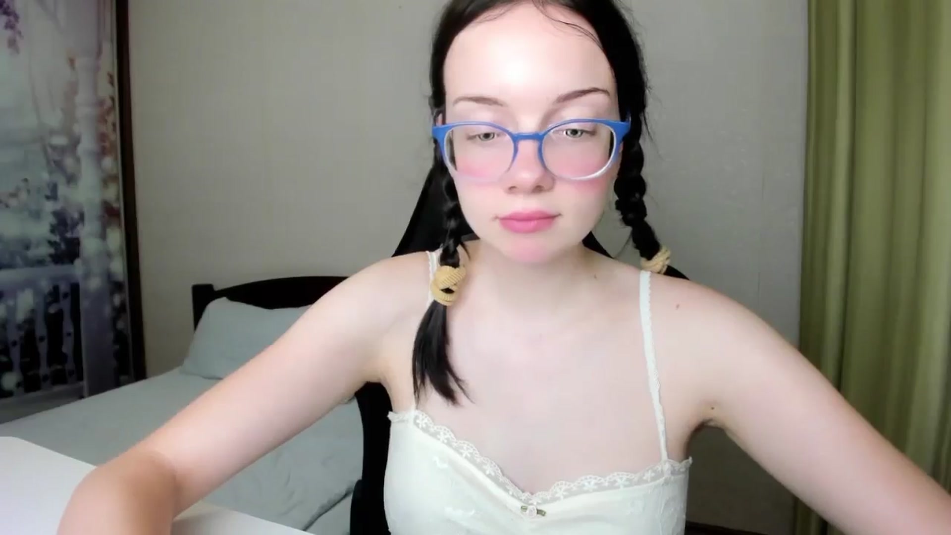 Gallery image thumbnail from Baby_Melania's myfreecams stream on, 08/18/2025, 24:00 image 10 of 20