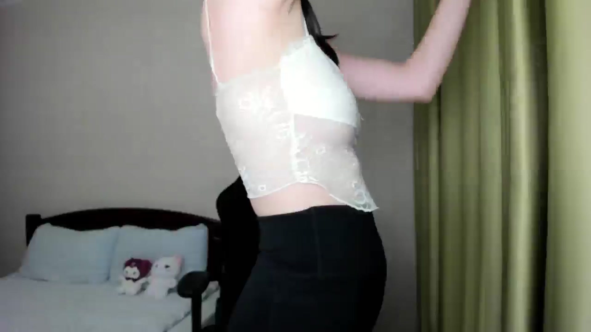 Gallery image thumbnail from Baby_Melania's myfreecams stream on, 08/18/2025, 01:12 image 13 of 20