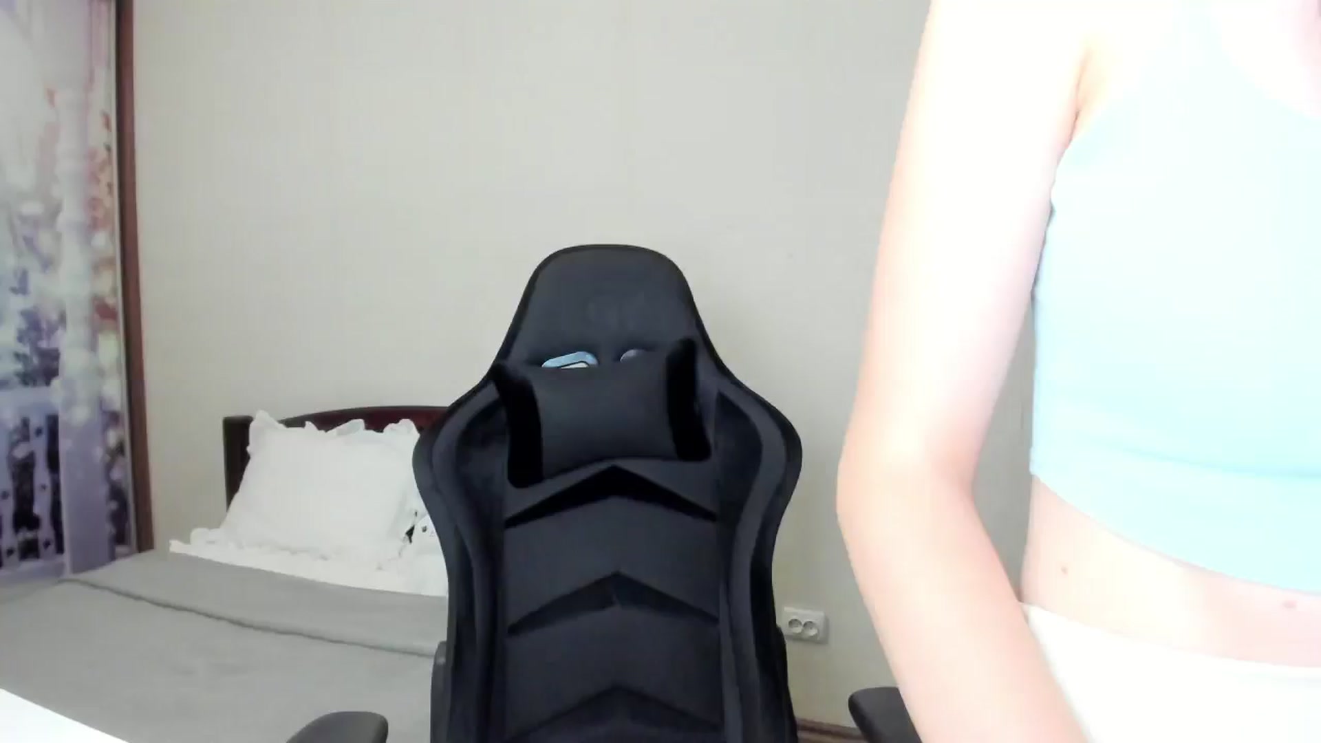 Gallery image thumbnail from Baby_Melania's myfreecams stream on, 08/23/2025, 19:58 image 15 of 20
