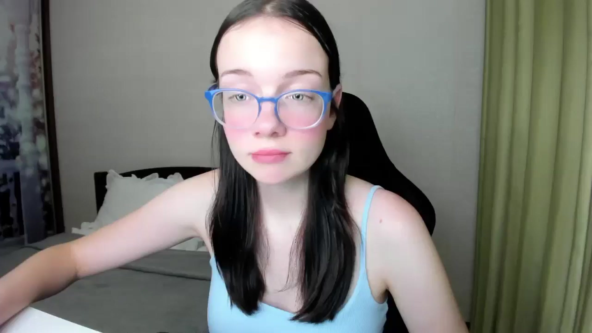 Gallery image thumbnail from Baby_Melania's myfreecams stream on, 08/23/2025, 19:58 image 1 of 20
