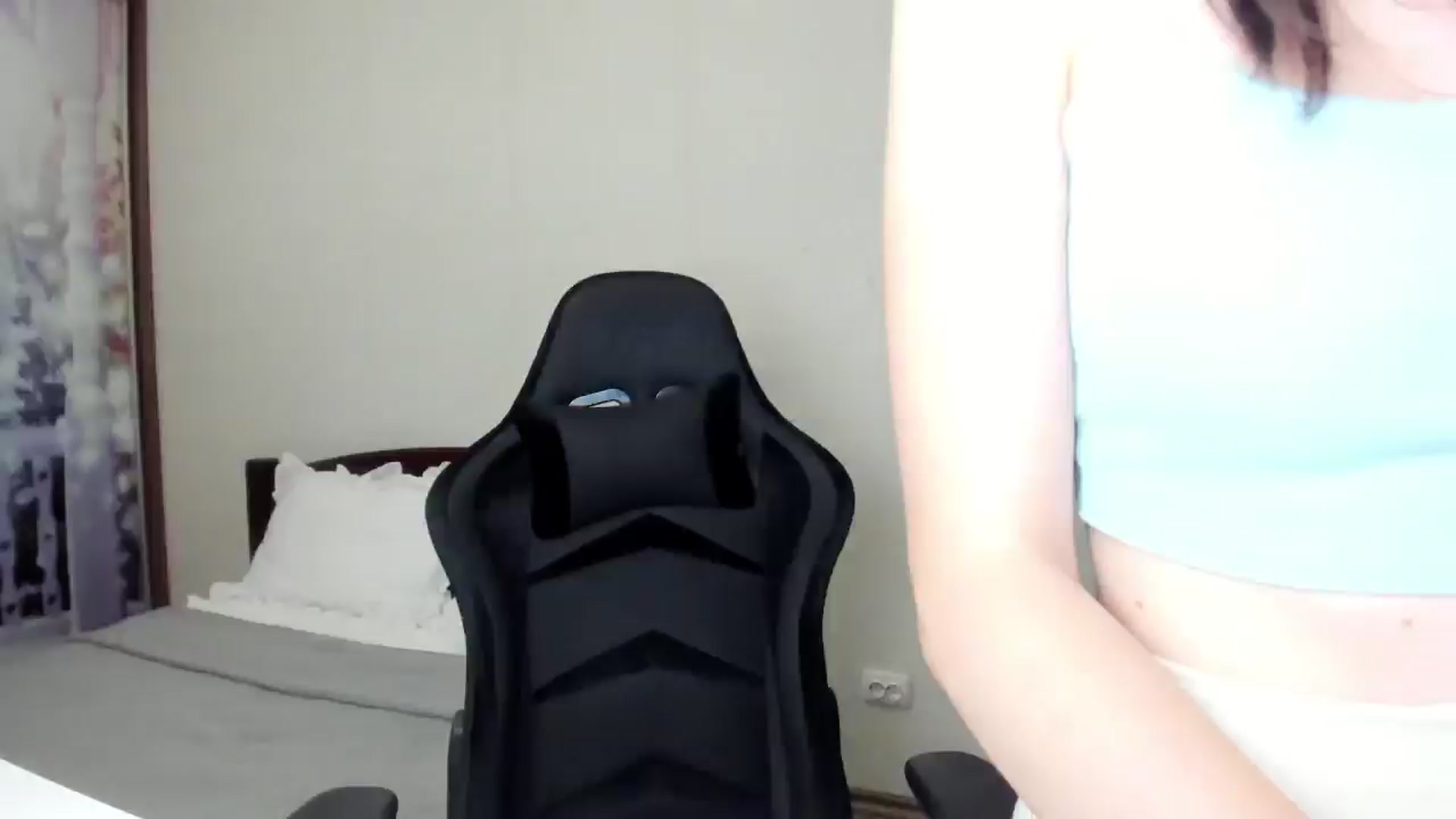 Gallery image thumbnail from Baby_Melania's myfreecams stream on, 08/23/2025, 20:35 image 16 of 20