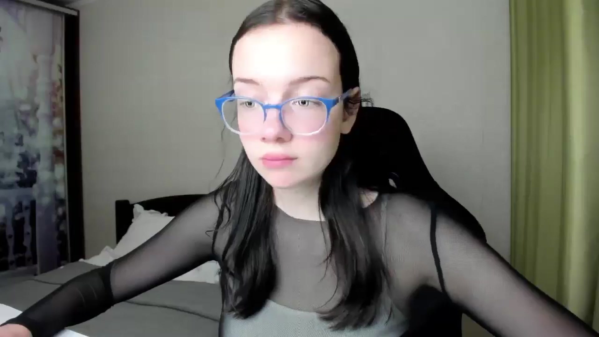 Gallery image thumbnail from Baby_Melania's myfreecams stream on, 08/24/2025, 17:52 image 16 of 20