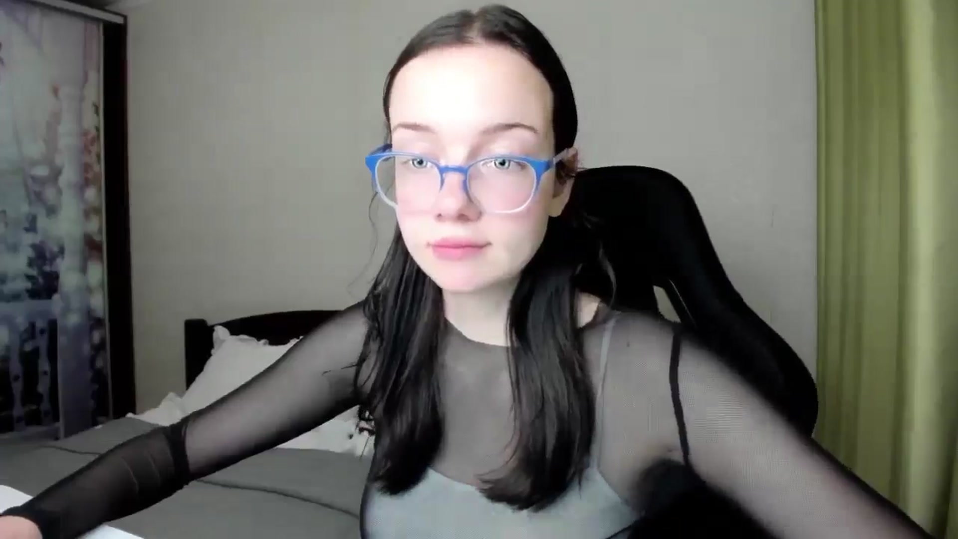 Gallery image thumbnail from Baby_Melania's myfreecams stream on, 08/24/2025, 18:10 image 14 of 20