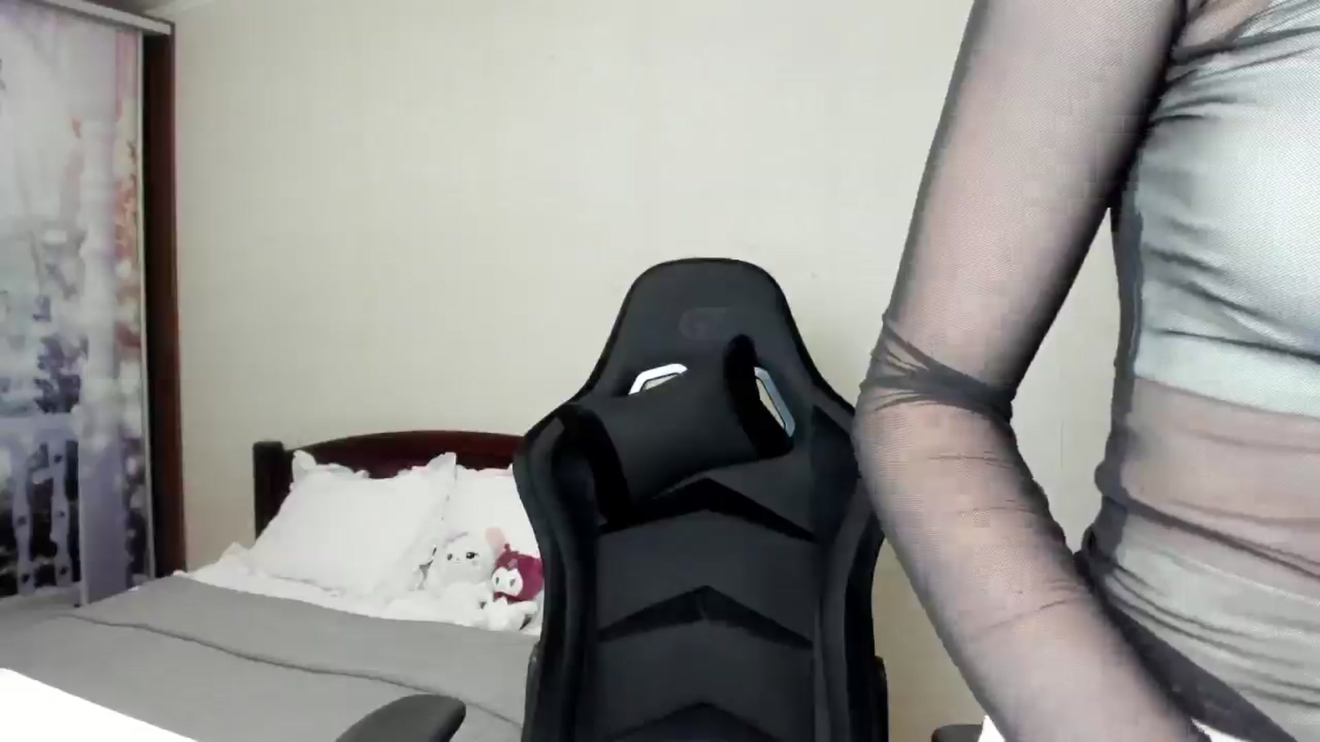 Gallery image thumbnail from Baby_Melania's myfreecams stream on, 08/24/2025, 18:37 image 7 of 20