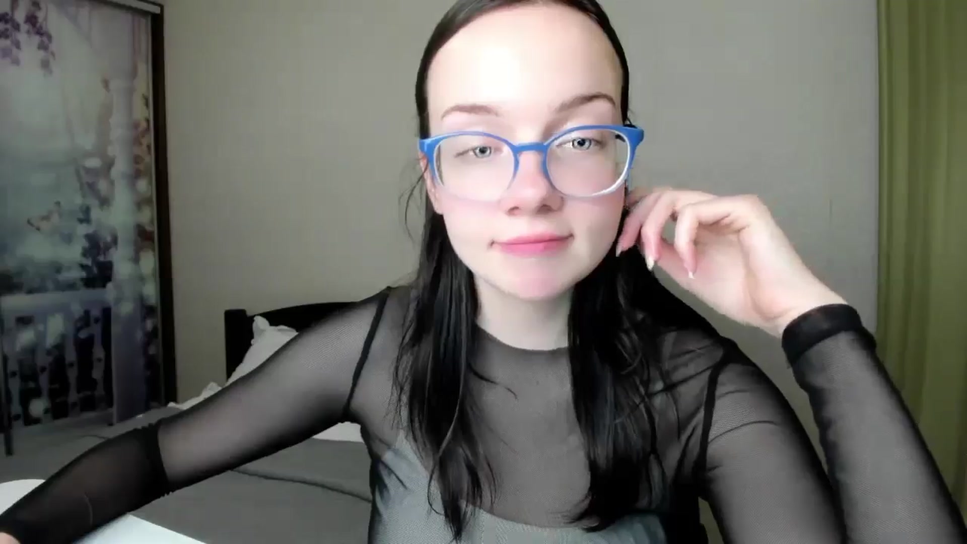 Gallery image thumbnail from Baby_Melania's myfreecams stream on, 08/25/2025, 24:00 image 4 of 20
