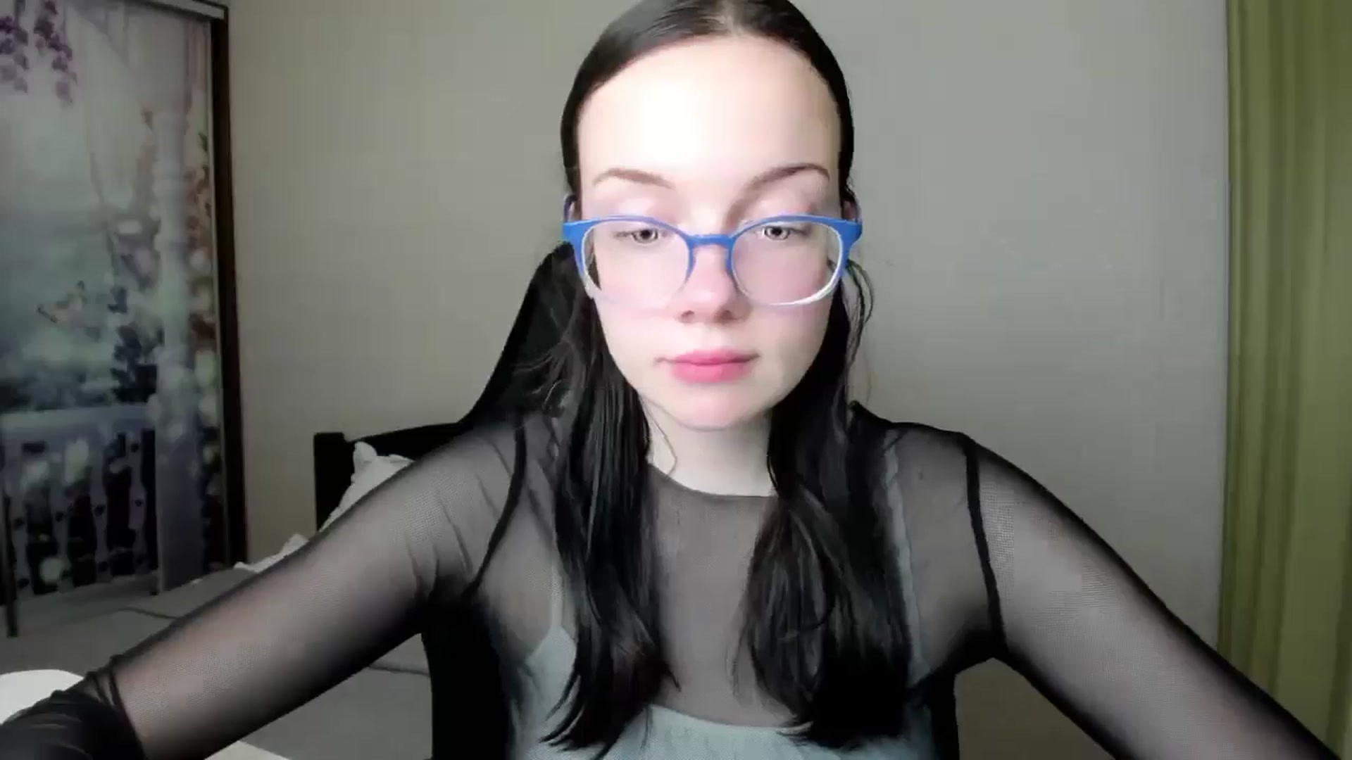 Gallery image thumbnail from Baby_Melania's myfreecams stream on, 08/25/2025, 24:00 image 14 of 20