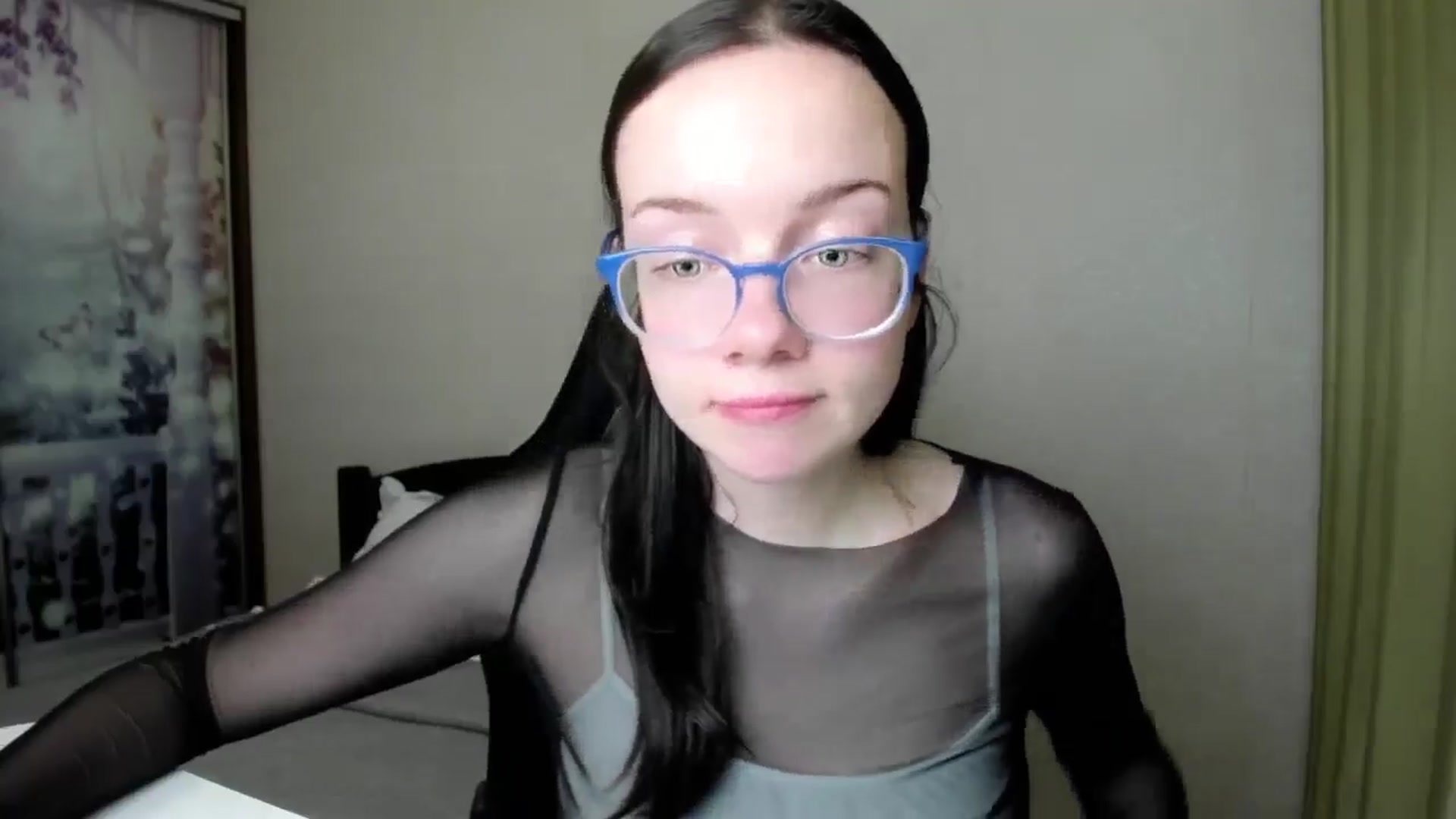 Gallery image thumbnail from Baby_Melania's myfreecams stream on, 08/25/2025, 24:00 image 16 of 20