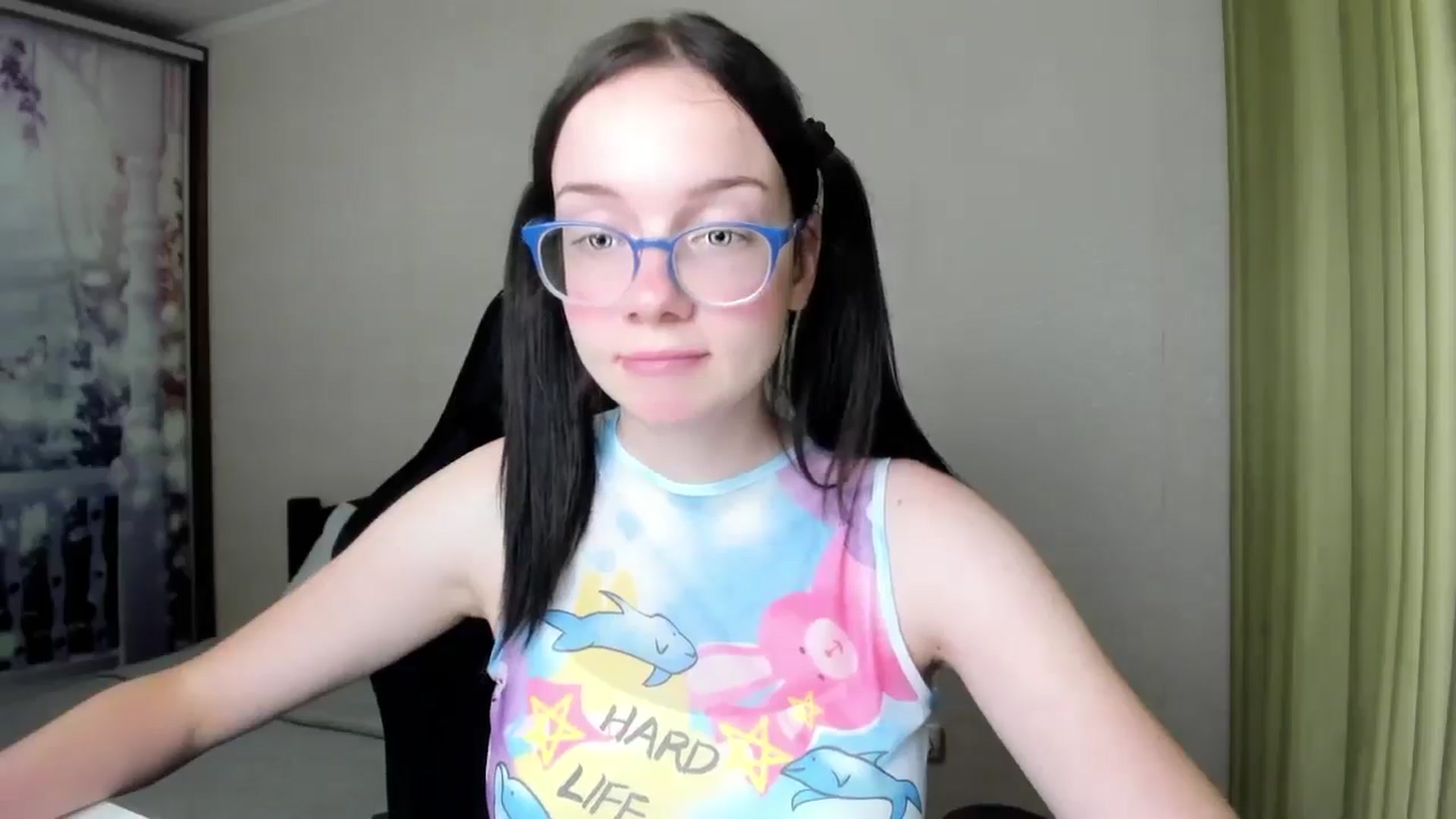 Gallery image thumbnail from Baby_Melania's myfreecams stream on, 08/27/2025, 19:01 image 19 of 20