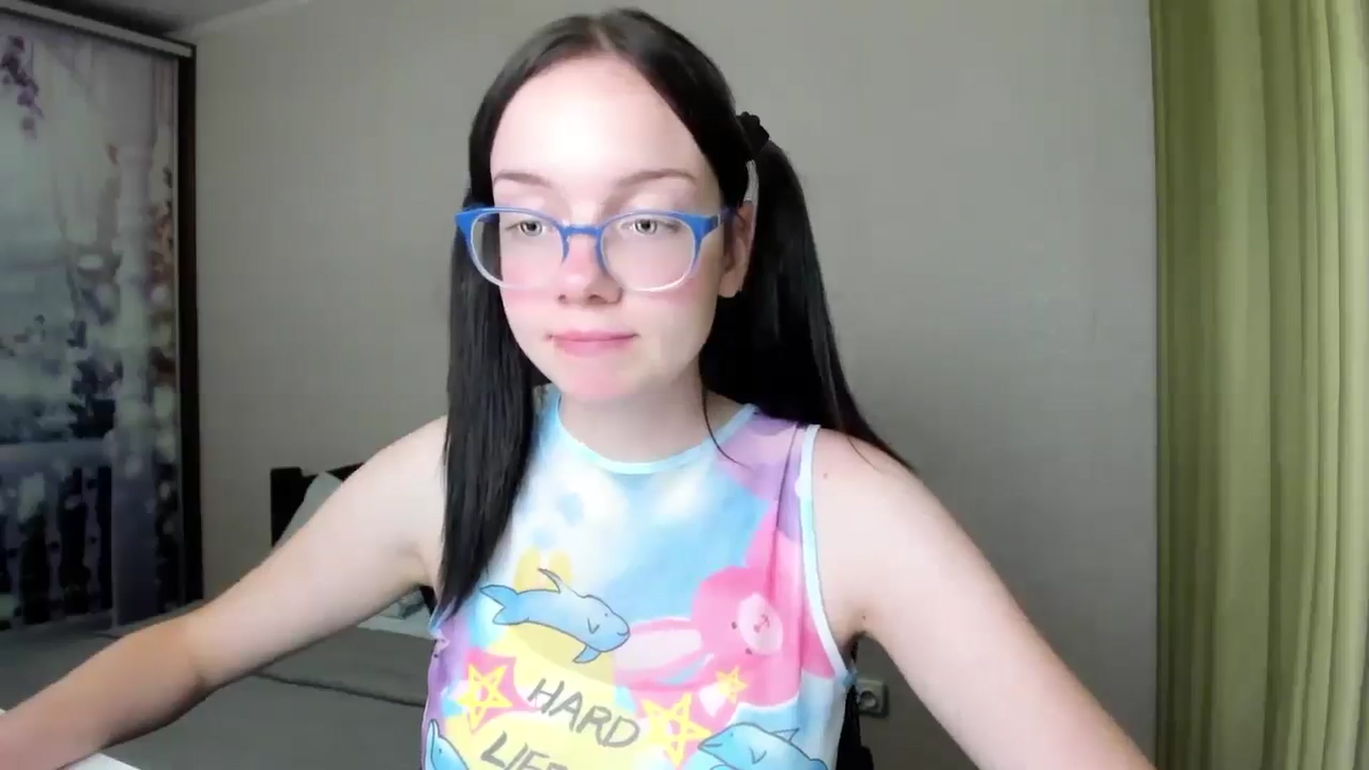 Gallery image thumbnail from Baby_Melania's myfreecams stream on, 08/27/2025, 19:01 image 16 of 20