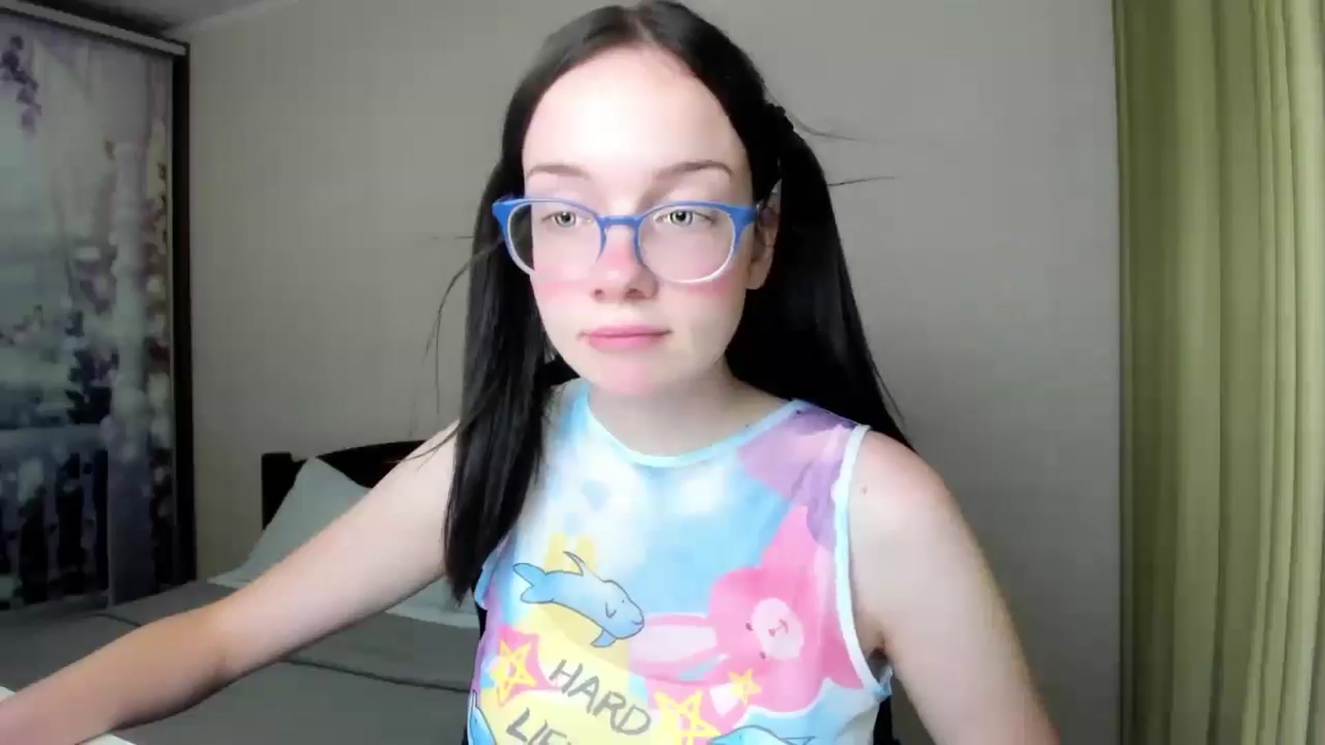 Gallery image thumbnail from Baby_Melania's myfreecams stream on, 08/27/2025, 19:01 image 7 of 20