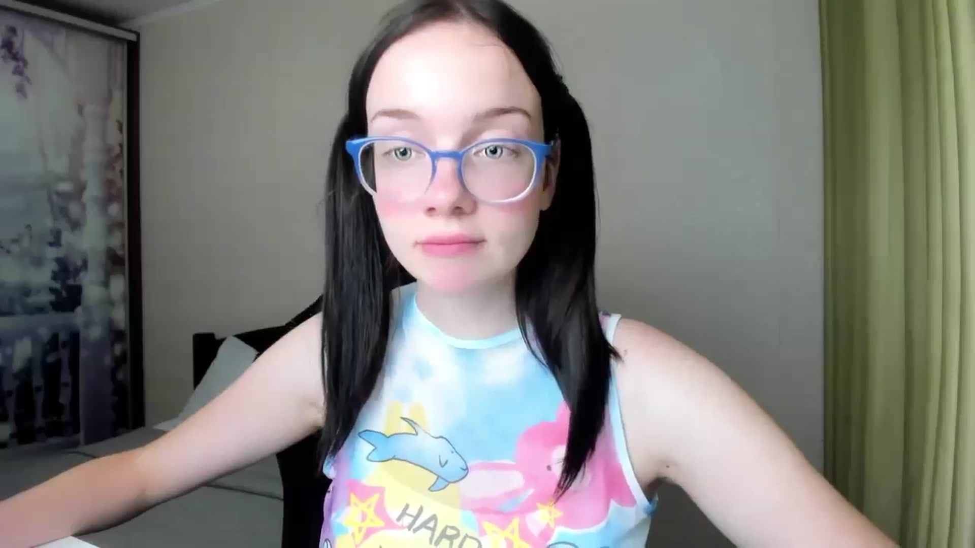 Gallery image thumbnail from Baby_Melania's myfreecams stream on, 08/27/2025, 19:25 image 18 of 20