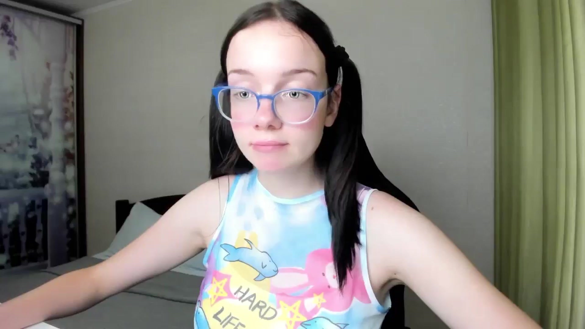 Gallery image thumbnail from Baby_Melania's myfreecams stream on, 08/27/2025, 19:25 image 6 of 20