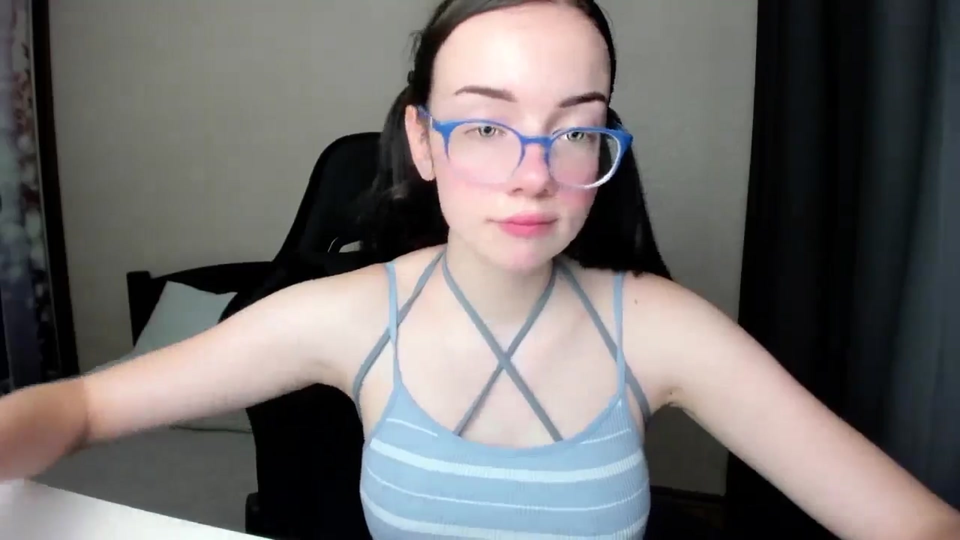Gallery image thumbnail from Baby_Melania's myfreecams stream on, 08/30/2025, 12:12 image 18 of 20