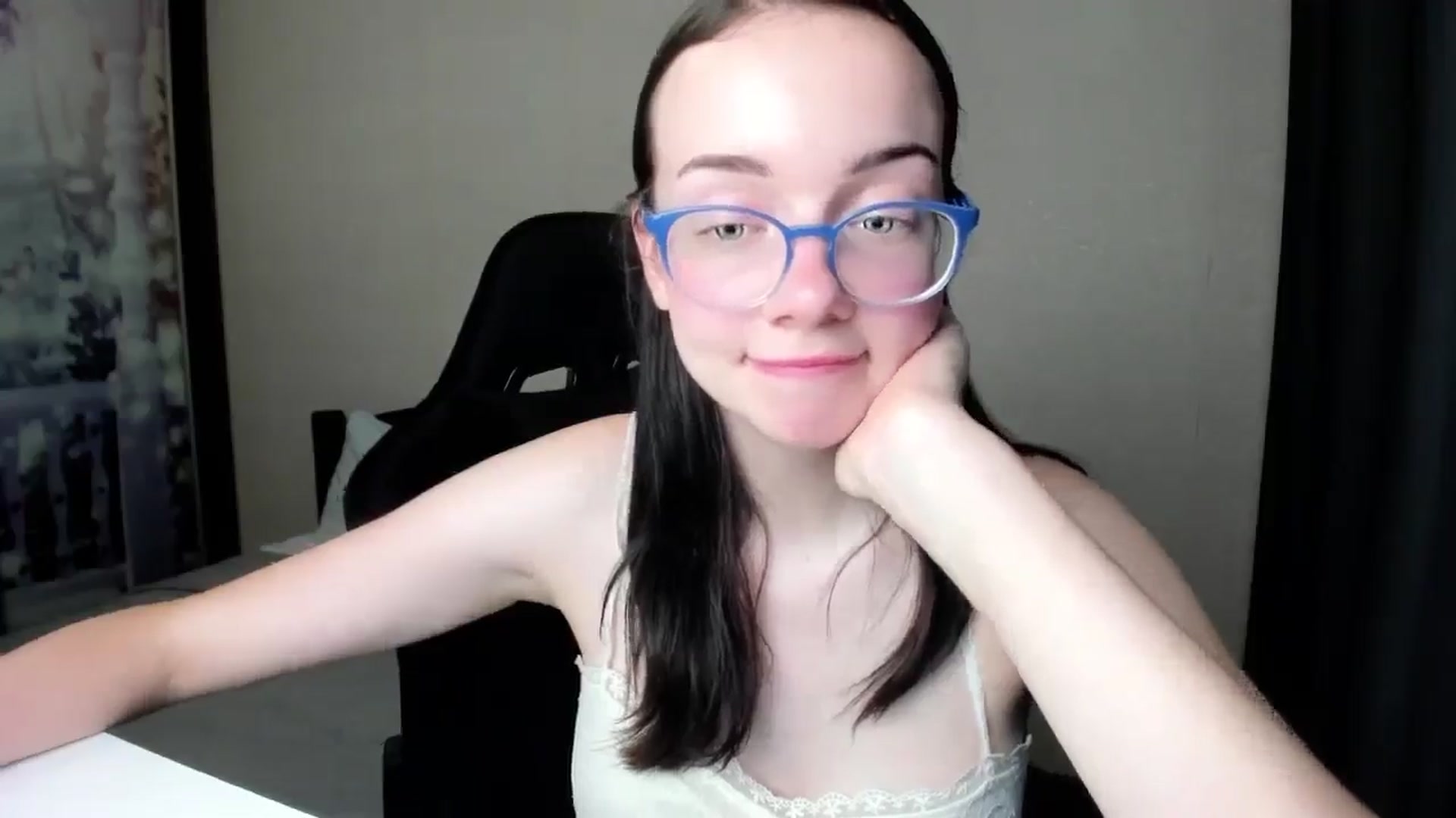 Gallery image thumbnail from Baby_Melania's myfreecams stream on, 08/31/2025, 23:23 image 11 of 20