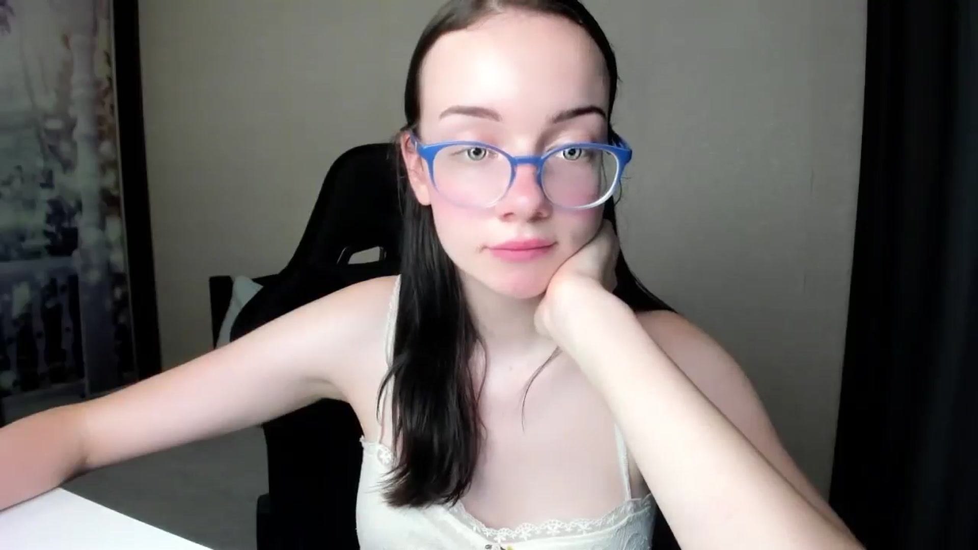 Gallery image thumbnail from Baby_Melania's myfreecams stream on, 08/31/2025, 23:23 image 10 of 20