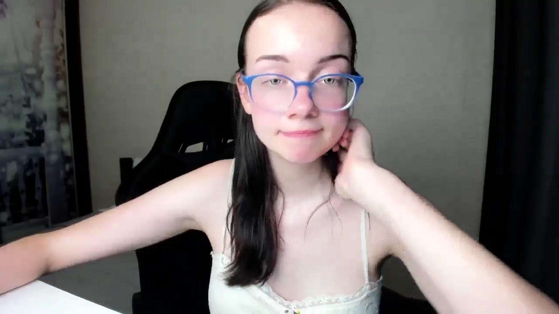 Gallery image thumbnail from Baby_Melania's myfreecams stream on, 08/31/2025, 23:23 image 17 of 20