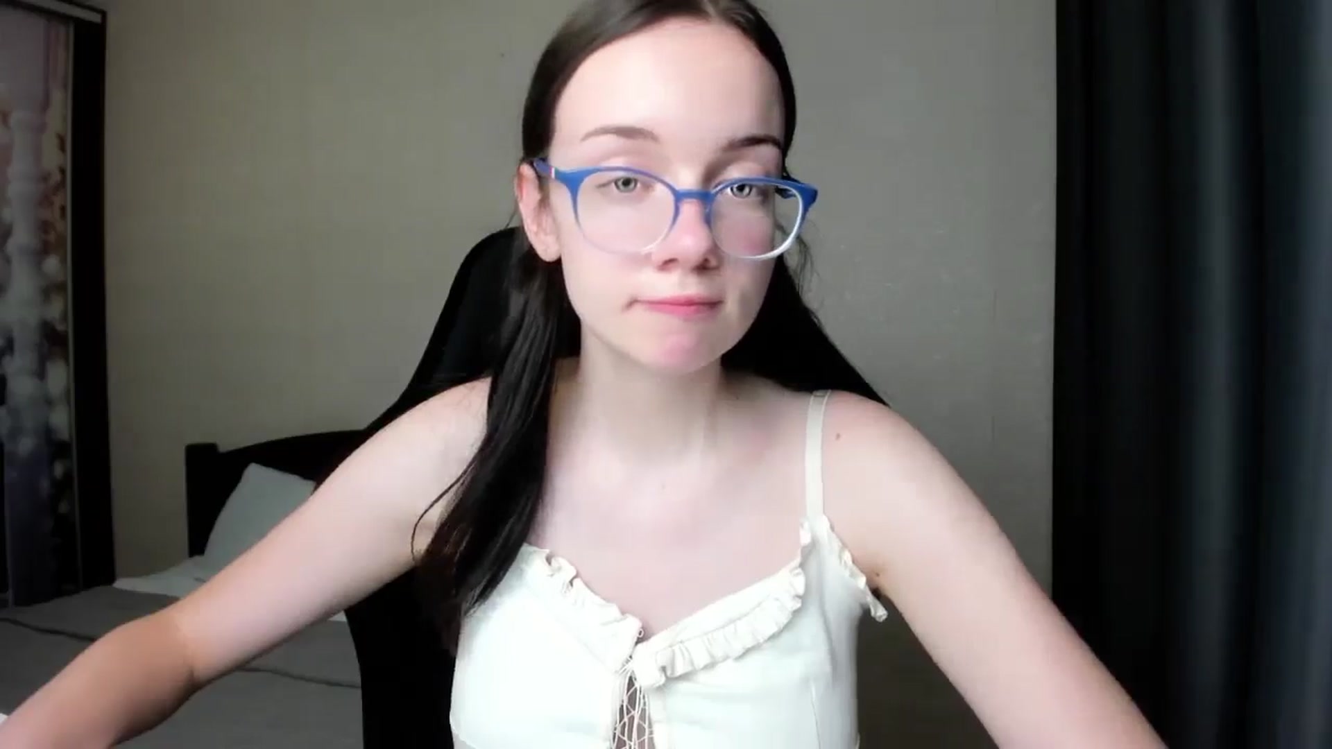 Gallery image thumbnail from Baby_Melania's myfreecams stream on, 09/03/2025, 23:44 image 14 of 20