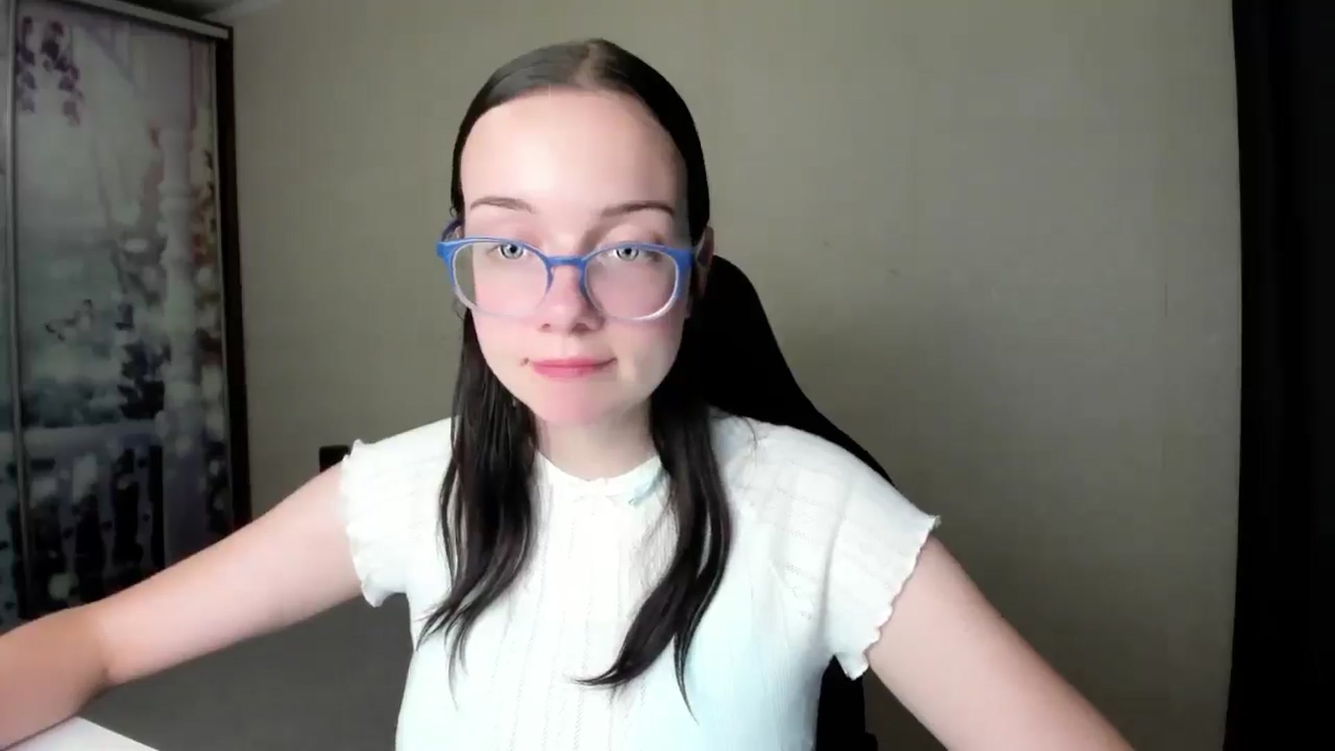 Gallery image thumbnail from Baby_Melania's myfreecams stream on, 09/05/2025, 24:51 image 8 of 20