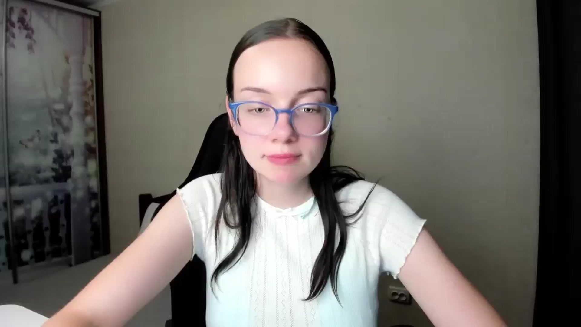 Gallery image thumbnail from Baby_Melania's myfreecams stream on, 09/05/2025, 24:51 image 7 of 20