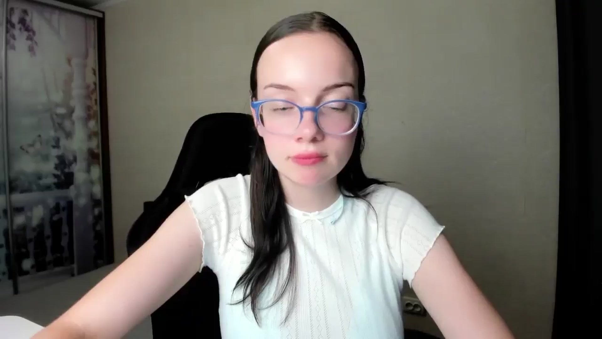 Gallery image thumbnail from Baby_Melania's myfreecams stream on, 09/05/2025, 24:51 image 11 of 20