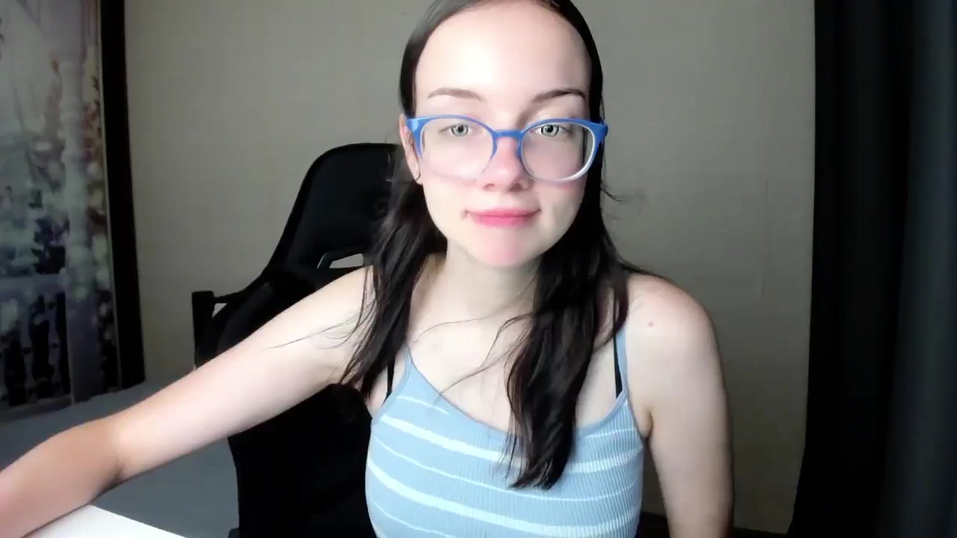 Gallery image thumbnail from Baby_Melania's myfreecams stream on, 09/06/2025, 16:31 image 15 of 20