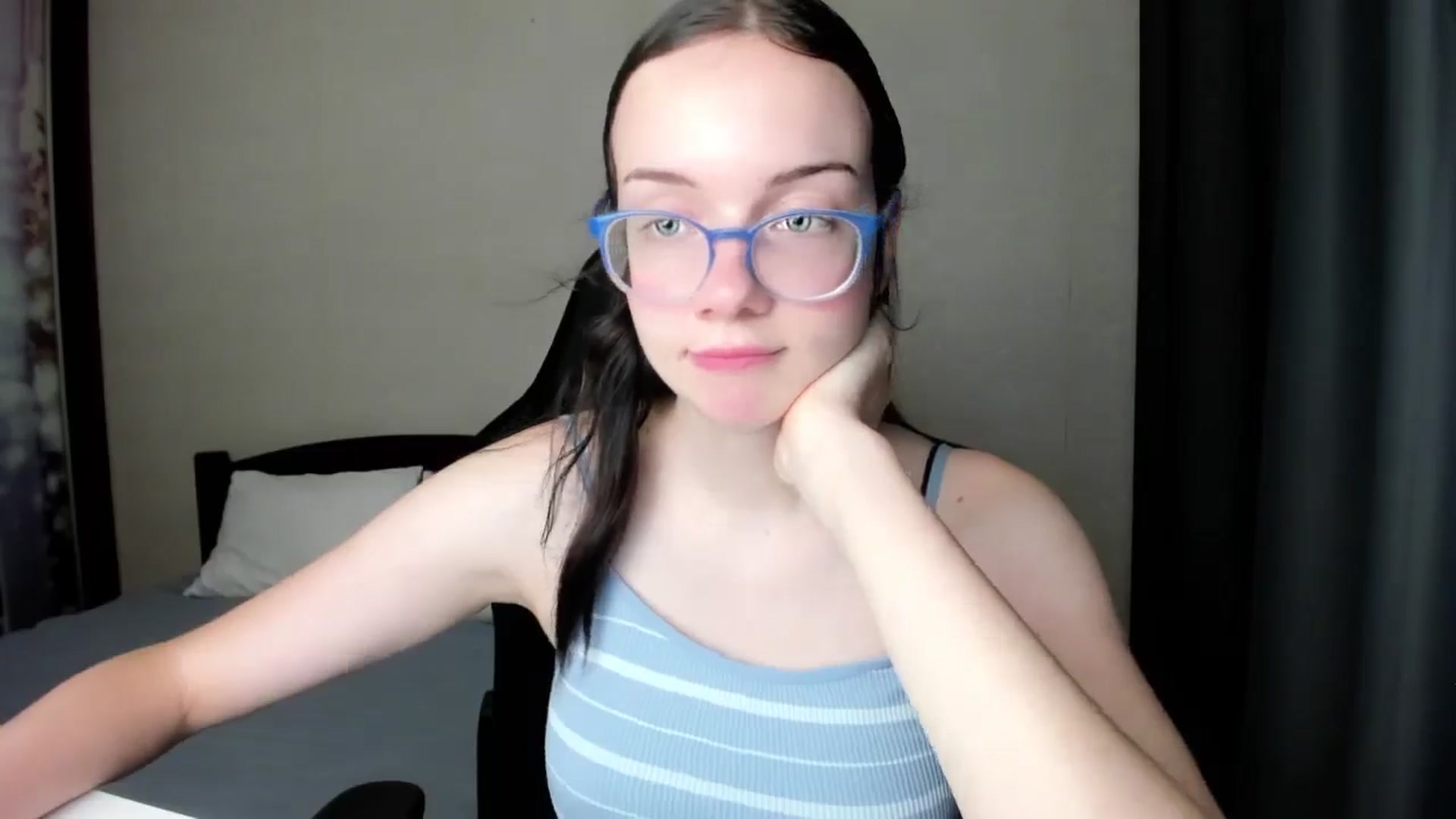 Gallery image thumbnail from Baby_Melania's myfreecams stream on, 09/06/2025, 18:01 image 13 of 20