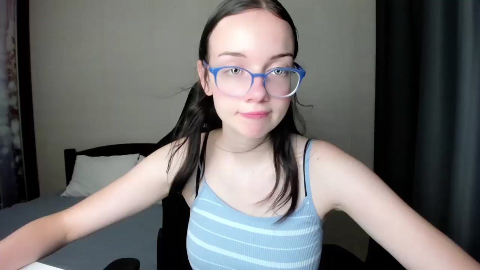 Gallery image thumbnail from Baby_Melania's myfreecams stream on, 09/06/2025, 18:01 image 14 of 20
