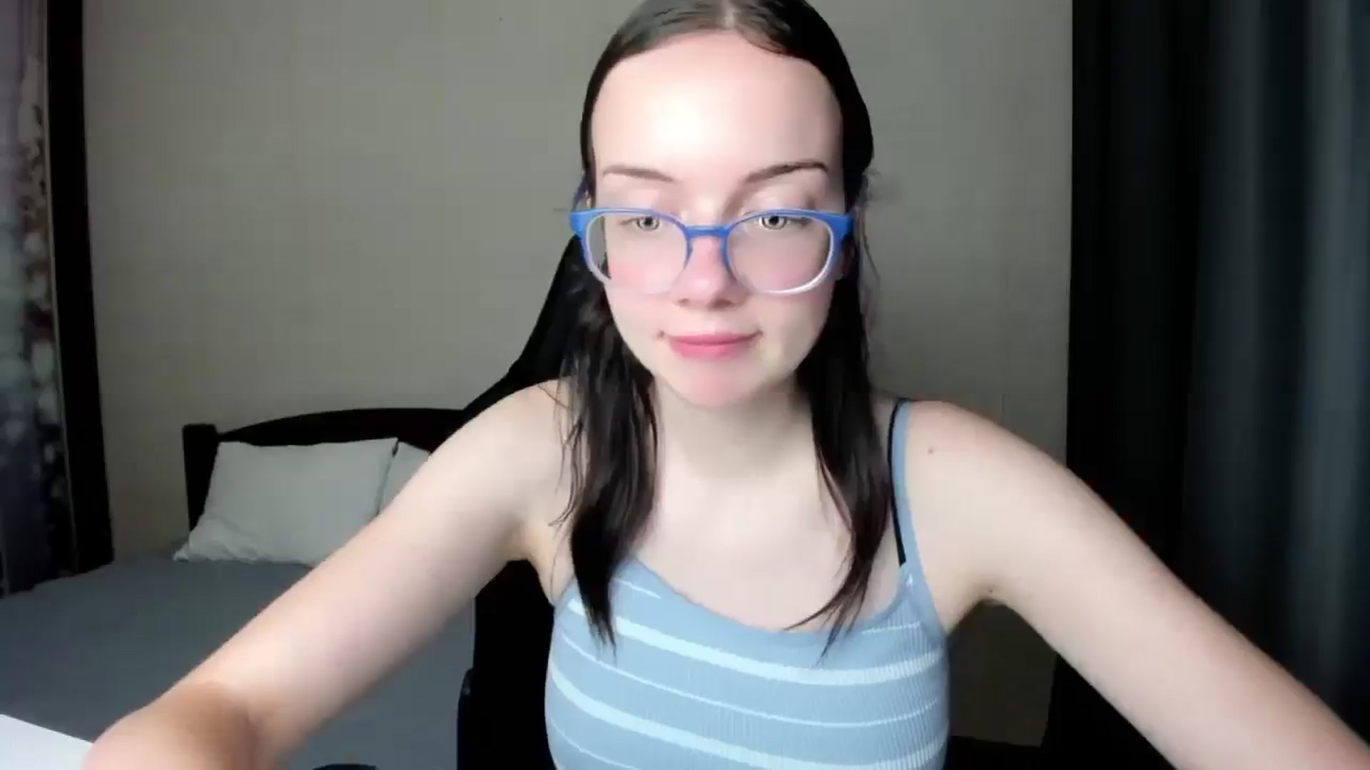 Gallery image thumbnail from Baby_Melania's myfreecams stream on, 09/06/2025, 18:01 image 17 of 20