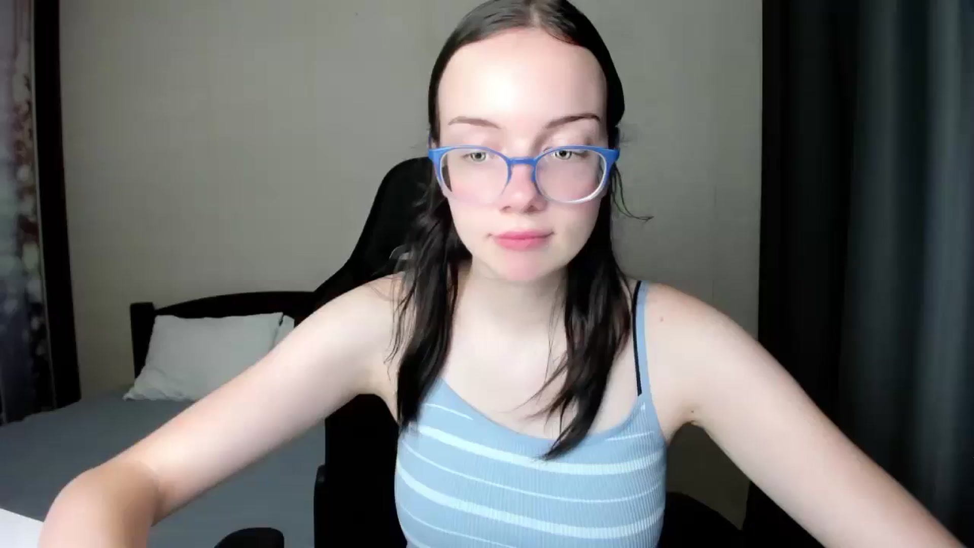 Gallery image thumbnail from Baby_Melania's myfreecams stream on, 09/06/2025, 18:01 image 15 of 20