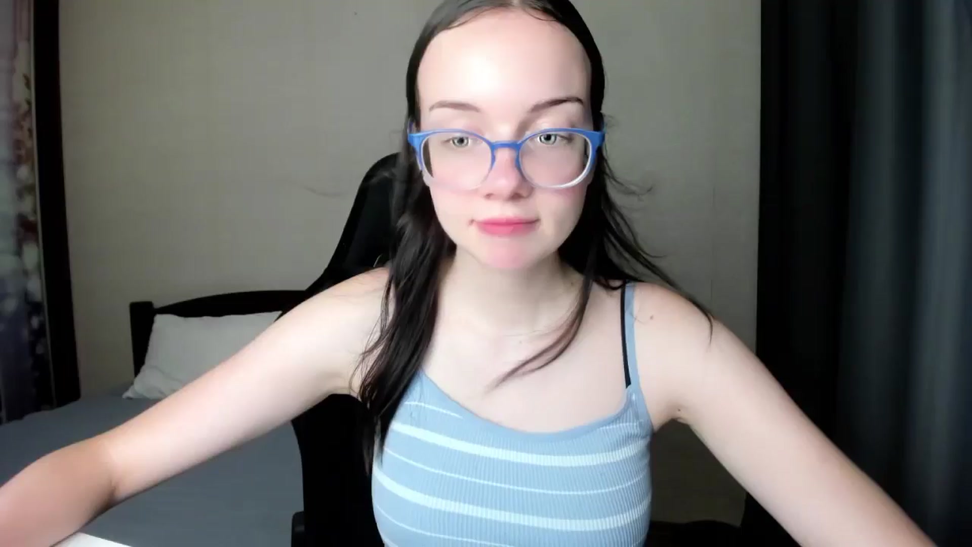 Gallery image thumbnail from Baby_Melania's myfreecams stream on, 09/06/2025, 18:01 image 1 of 20
