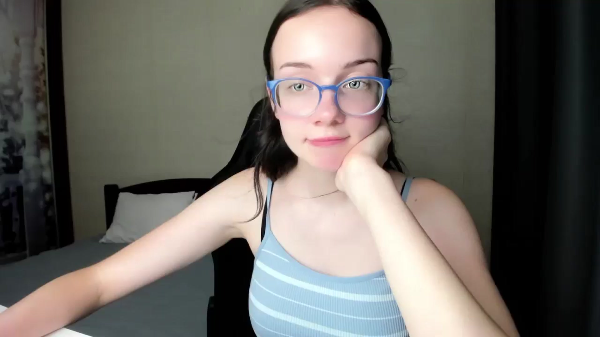 Gallery image thumbnail from Baby_Melania's myfreecams stream on, 09/06/2025, 18:46 image 13 of 20