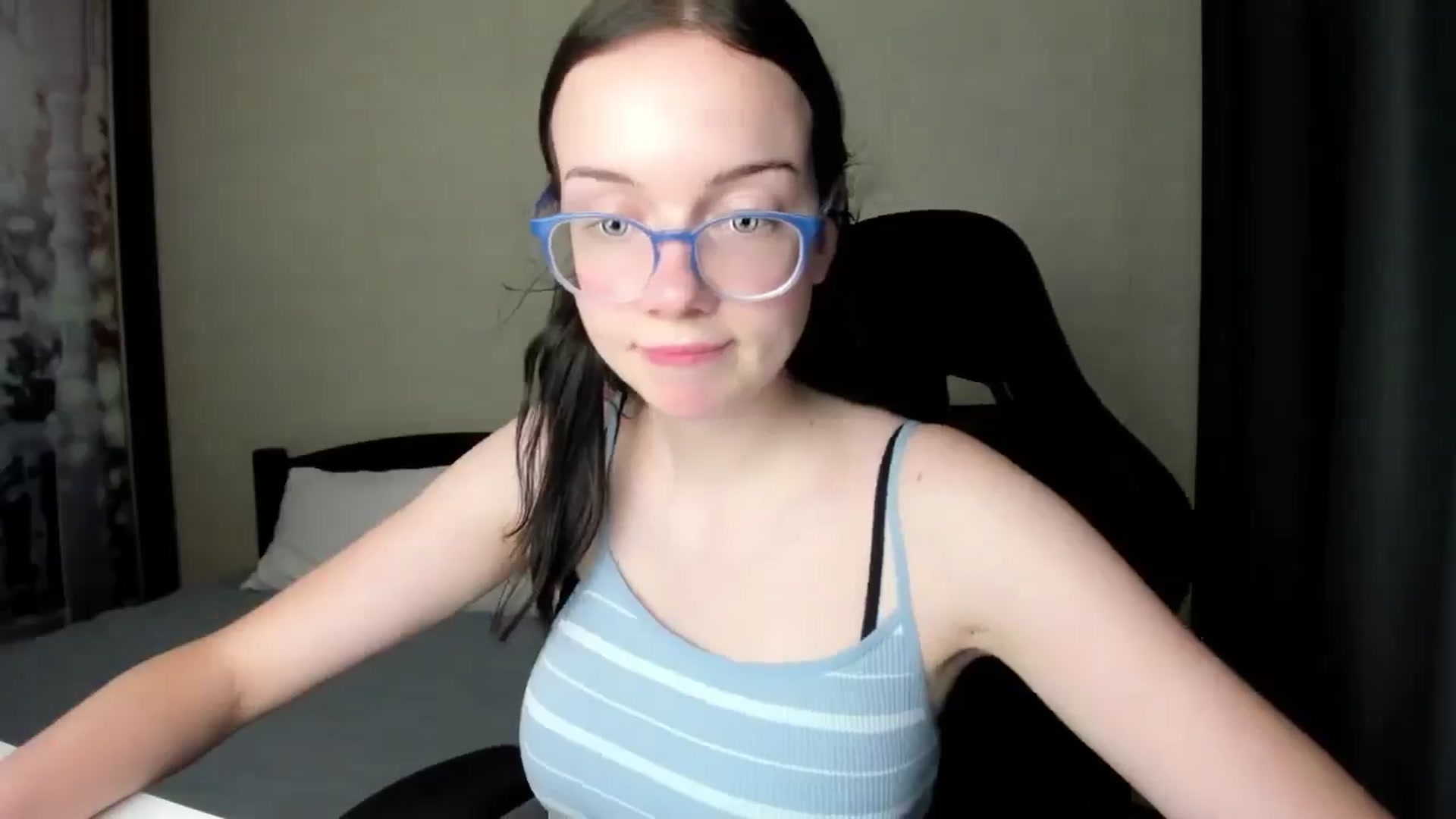 Gallery image thumbnail from Baby_Melania's myfreecams stream on, 09/06/2025, 18:46 image 4 of 20