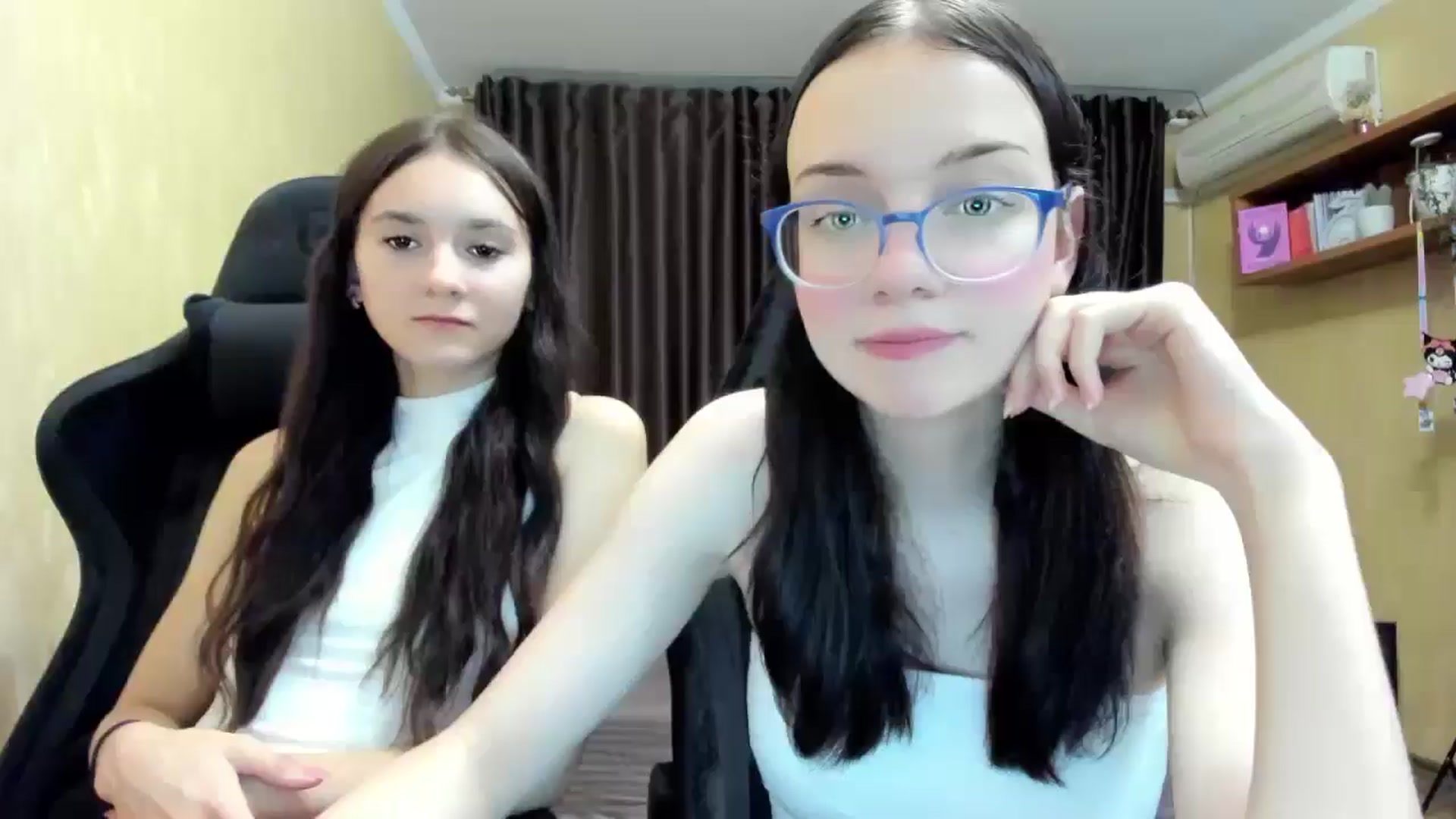 Gallery image thumbnail from Baby_Melania's myfreecams stream on, 09/10/2025, 17:54 image 2 of 20