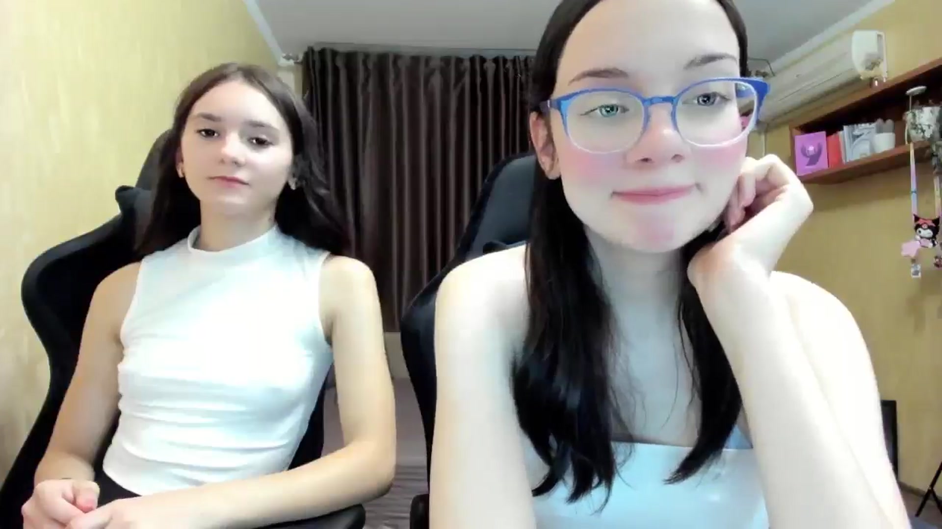 Gallery image thumbnail from Baby_Melania's myfreecams stream on, 09/10/2025, 18:51 image 11 of 20