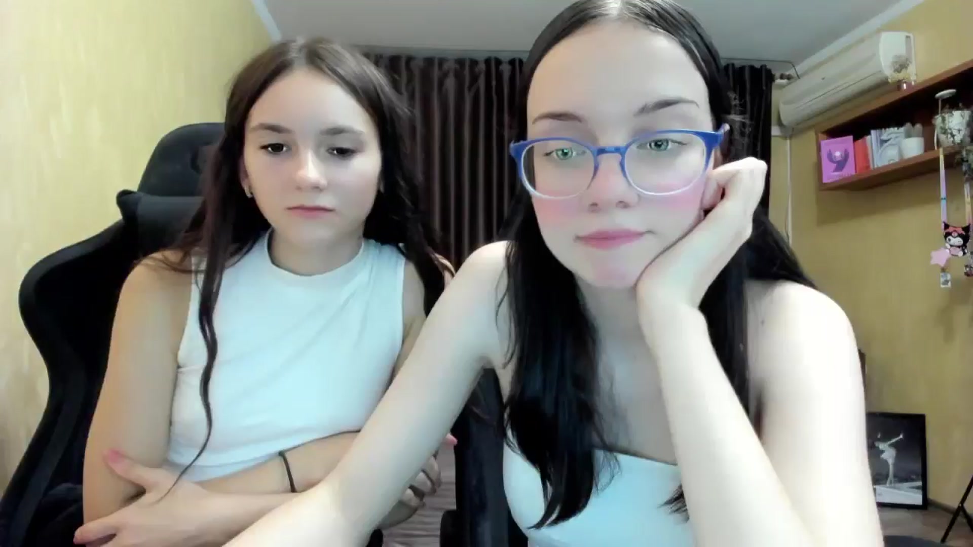 Gallery image thumbnail from Baby_Melania's myfreecams stream on, 09/10/2025, 18:51 image 8 of 20