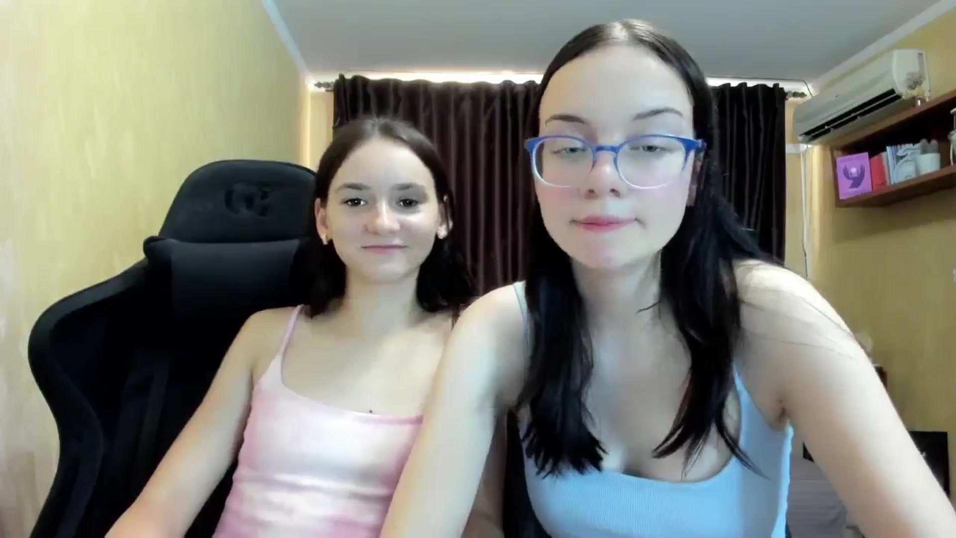 Gallery image thumbnail from Baby_Melania's myfreecams stream on, 09/11/2025, 15:57 image 14 of 20