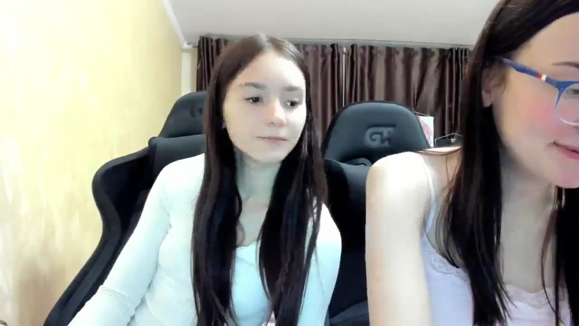 Gallery image thumbnail from Baby_Melania's myfreecams stream on, 09/17/2025, 22:12 image 9 of 20