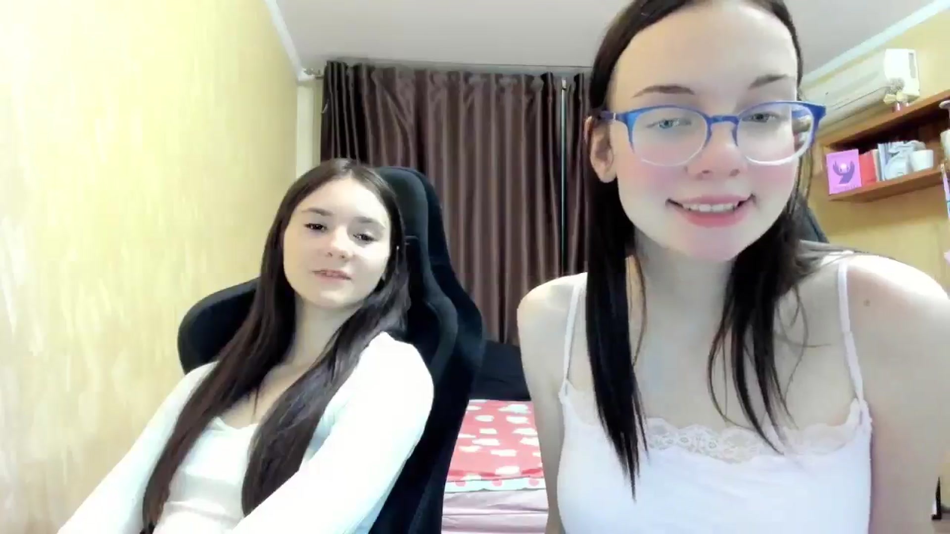Gallery image thumbnail from Baby_Melania's myfreecams stream on, 09/17/2025, 22:12 image 8 of 20