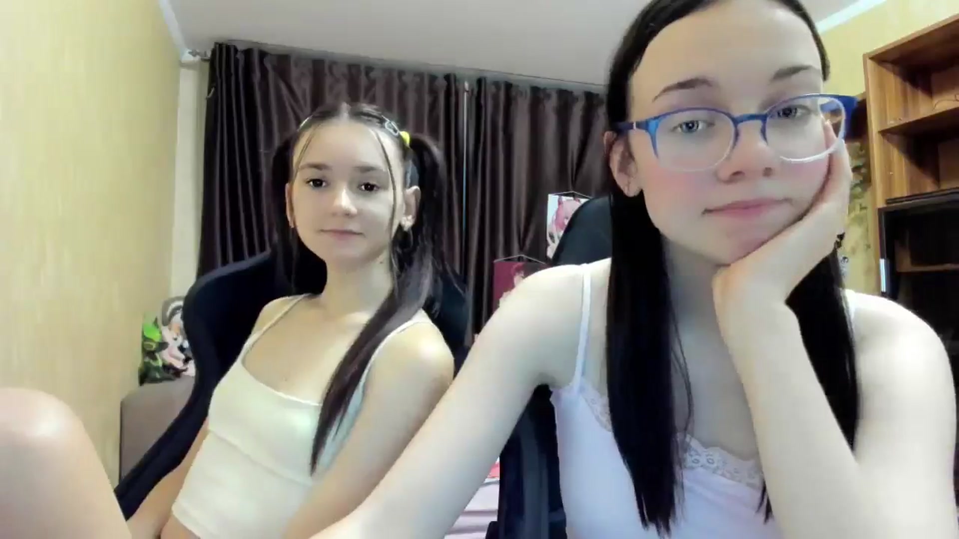 Gallery image thumbnail from Baby_Melania's myfreecams stream on, 09/17/2025, 23:06 image 5 of 20