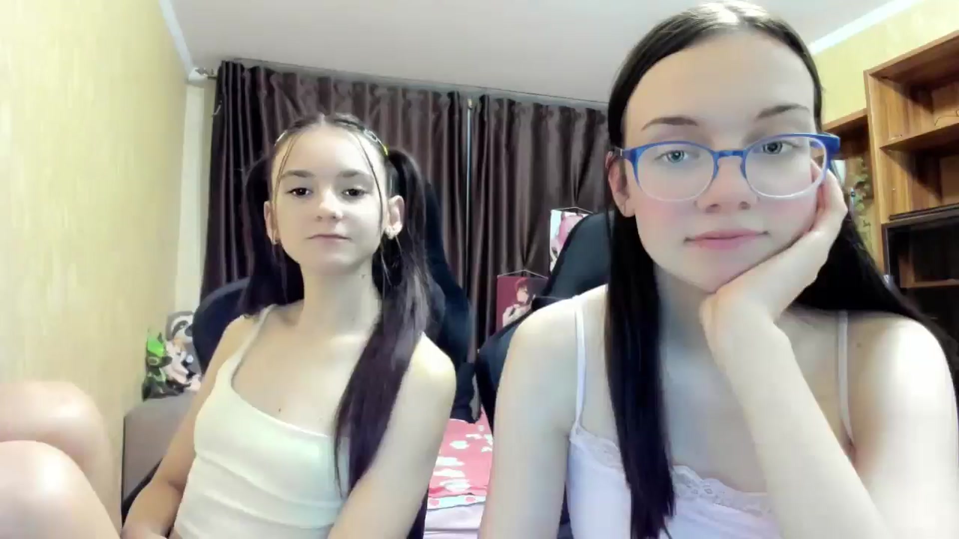 Gallery image thumbnail from Baby_Melania's myfreecams stream on, 09/17/2025, 23:06 image 8 of 20