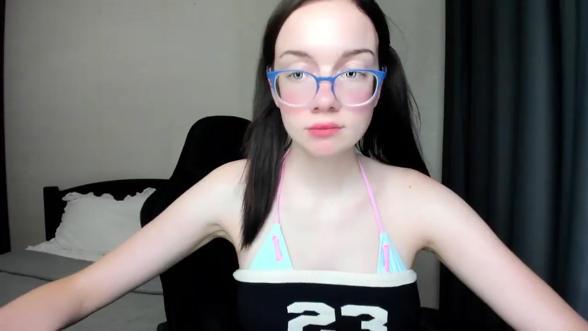 Gallery image thumbnail from Baby_Melania's myfreecams stream on, 09/23/2025, 16:40 image 18 of 20