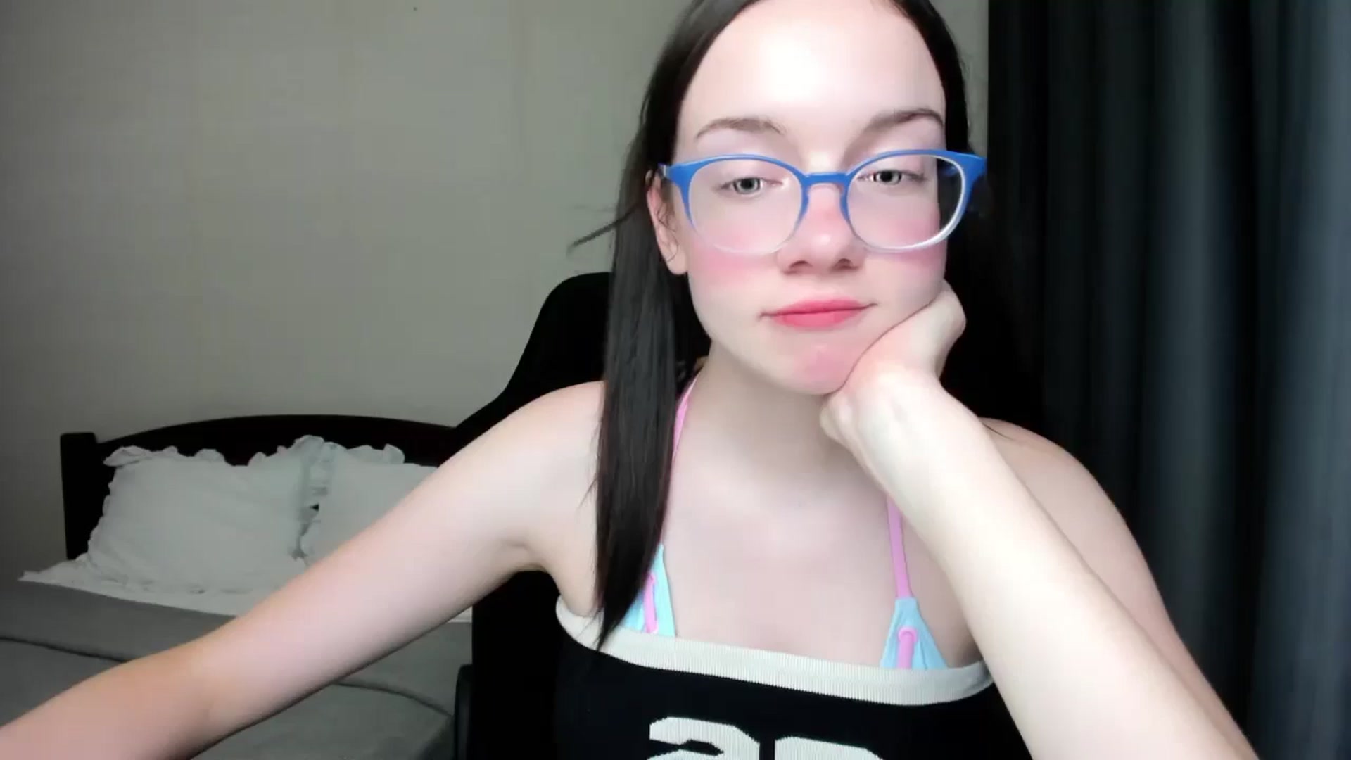Gallery image thumbnail from Baby_Melania's myfreecams stream on, 09/23/2025, 16:40 image 14 of 20