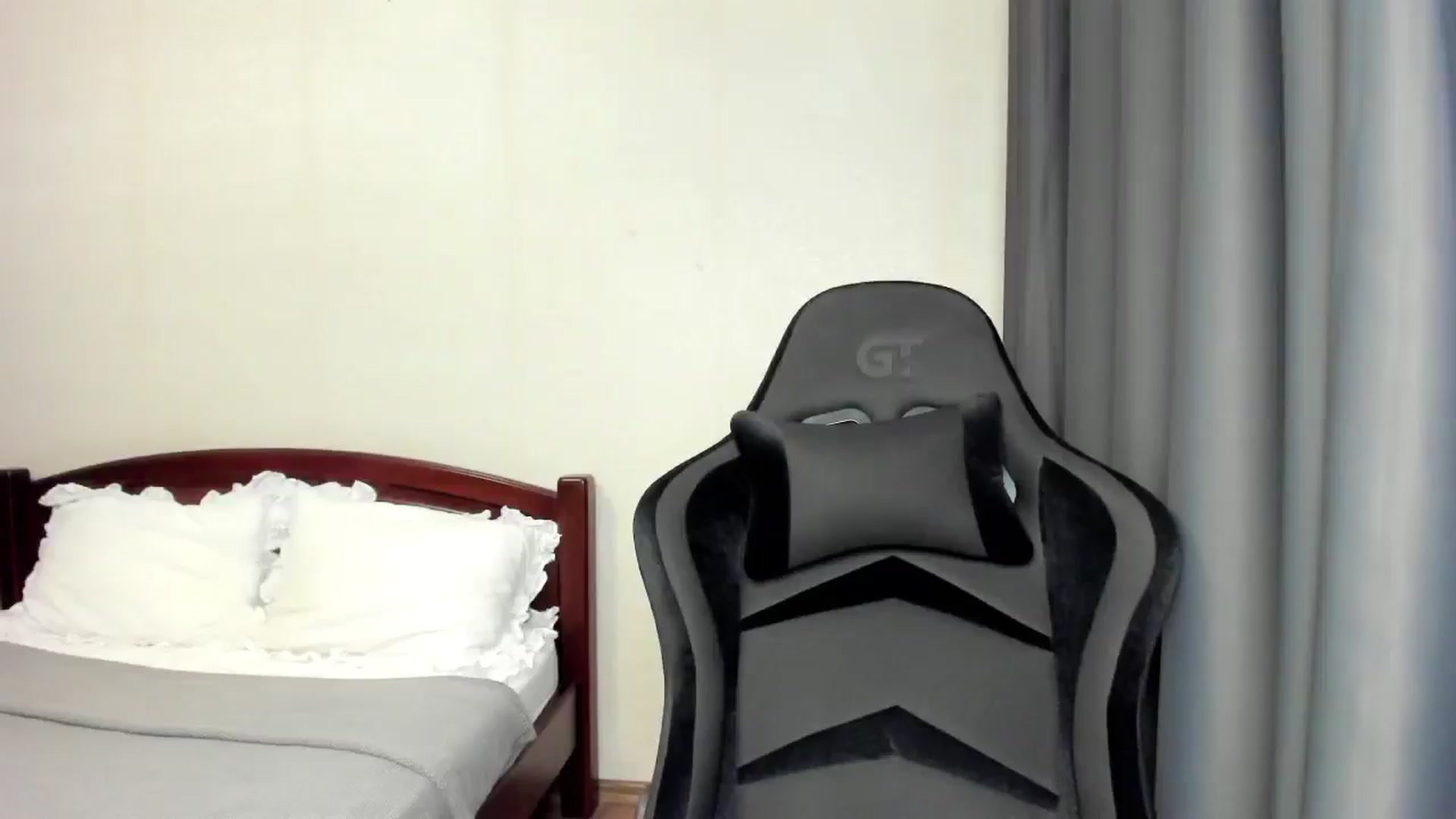 Gallery image thumbnail from Baby_Melania's myfreecams stream on, 09/23/2025, 16:40 image 16 of 20