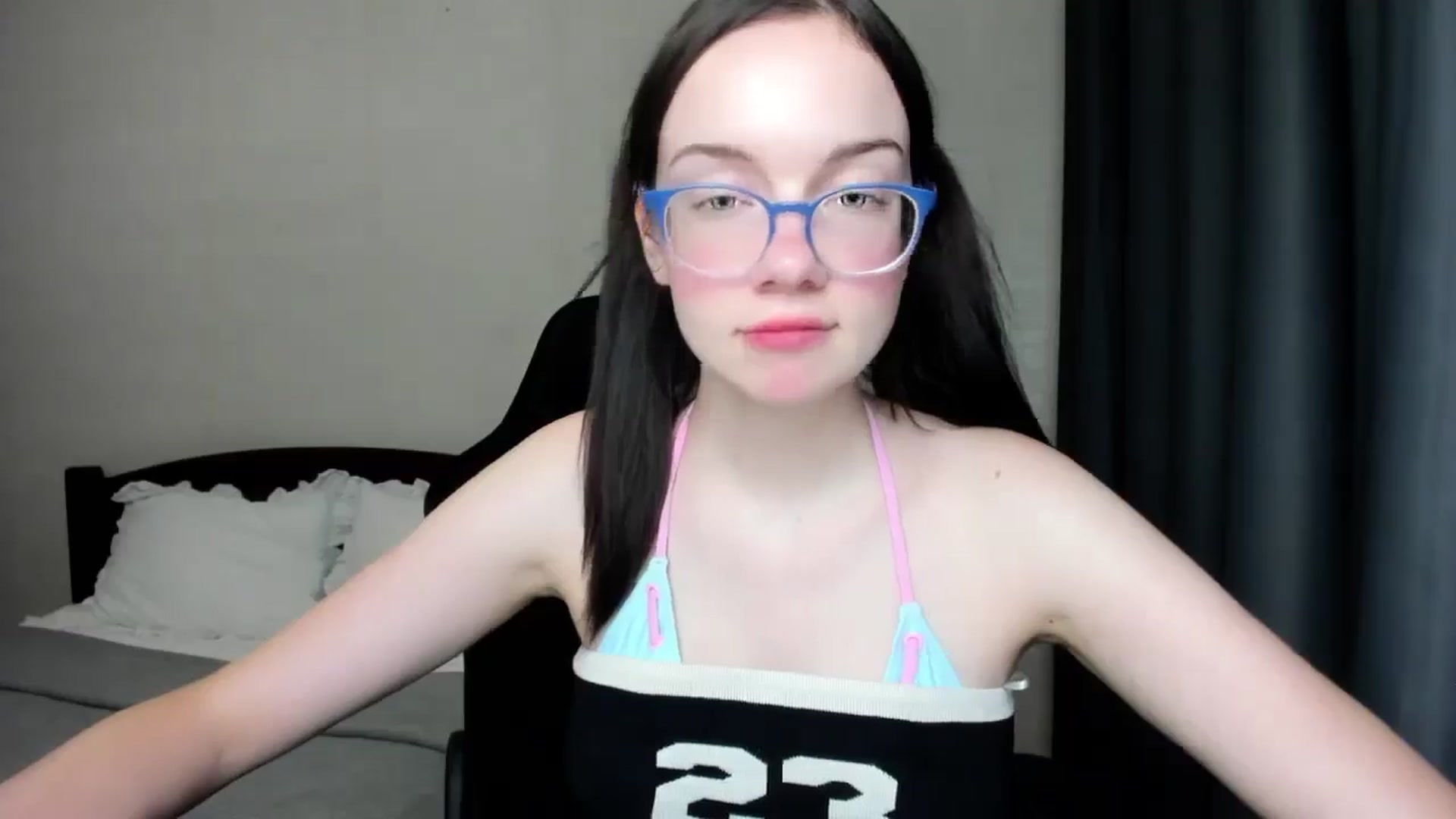 Gallery image thumbnail from Baby_Melania's myfreecams stream on, 09/23/2025, 16:40 image 7 of 20
