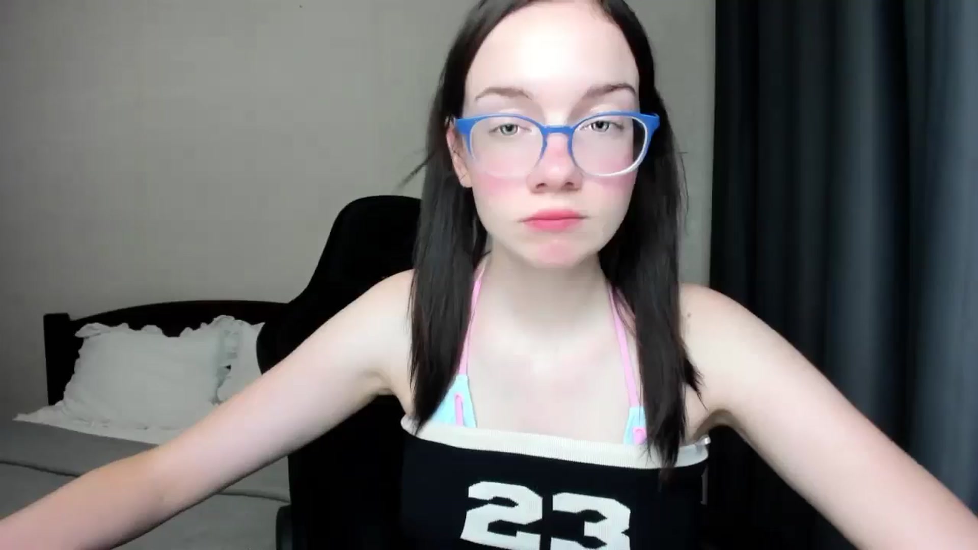 Gallery image thumbnail from Baby_Melania's myfreecams stream on, 09/23/2025, 16:40 image 10 of 20